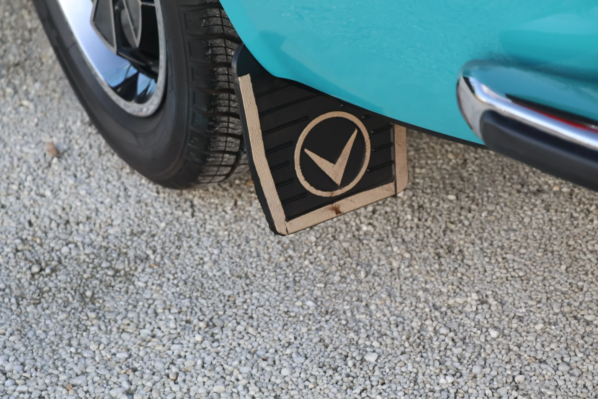 Volvo P1800 E (57).JPG