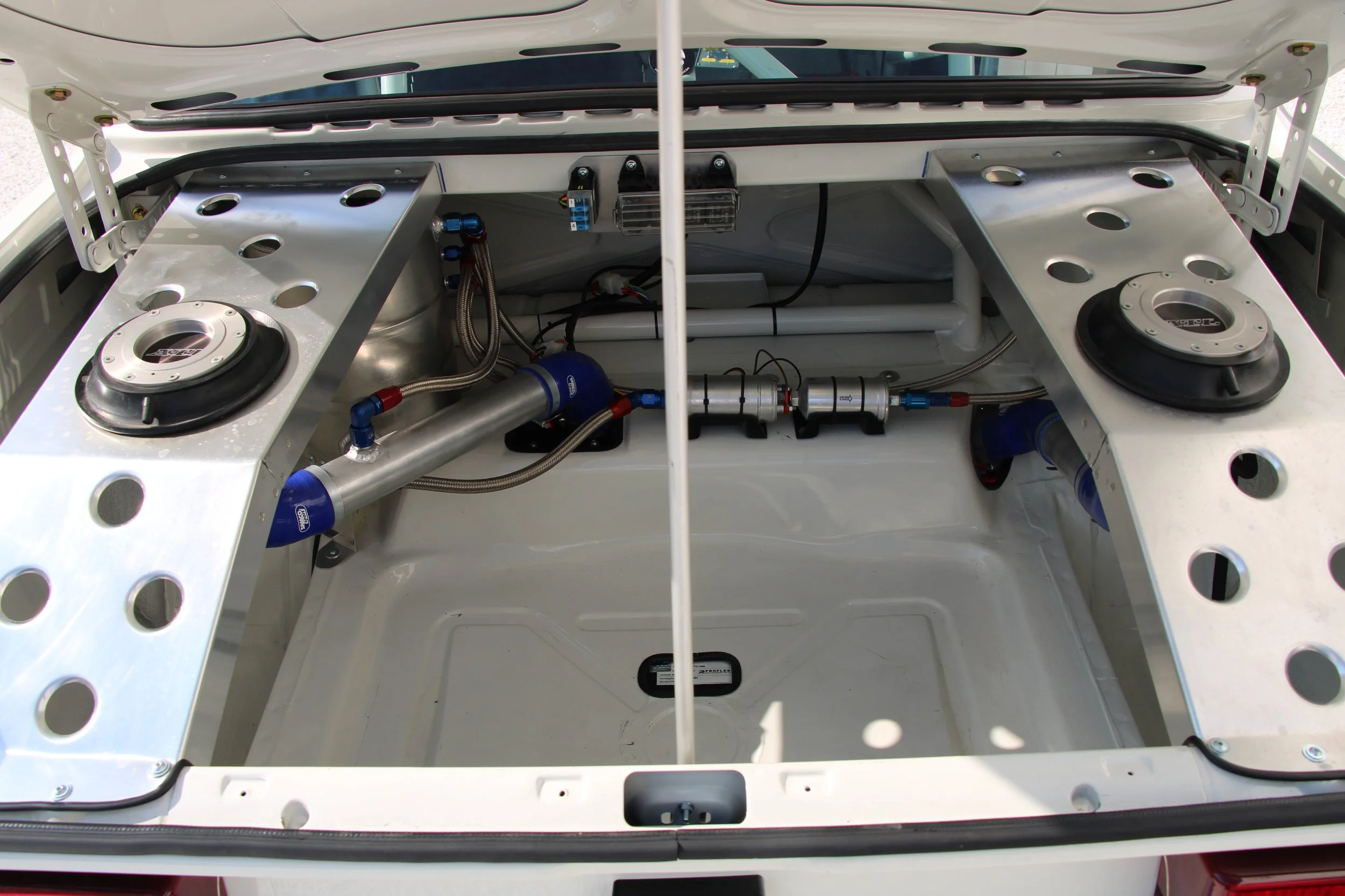 Volvo 240 Turbo Group A (78).JPG