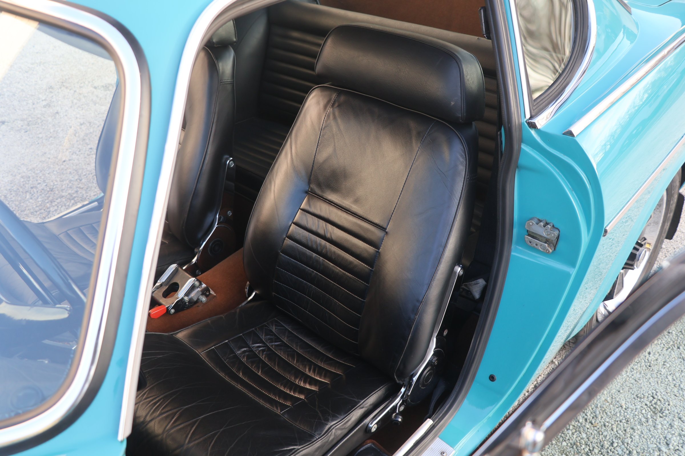 Volvo P1800 E (73).JPG