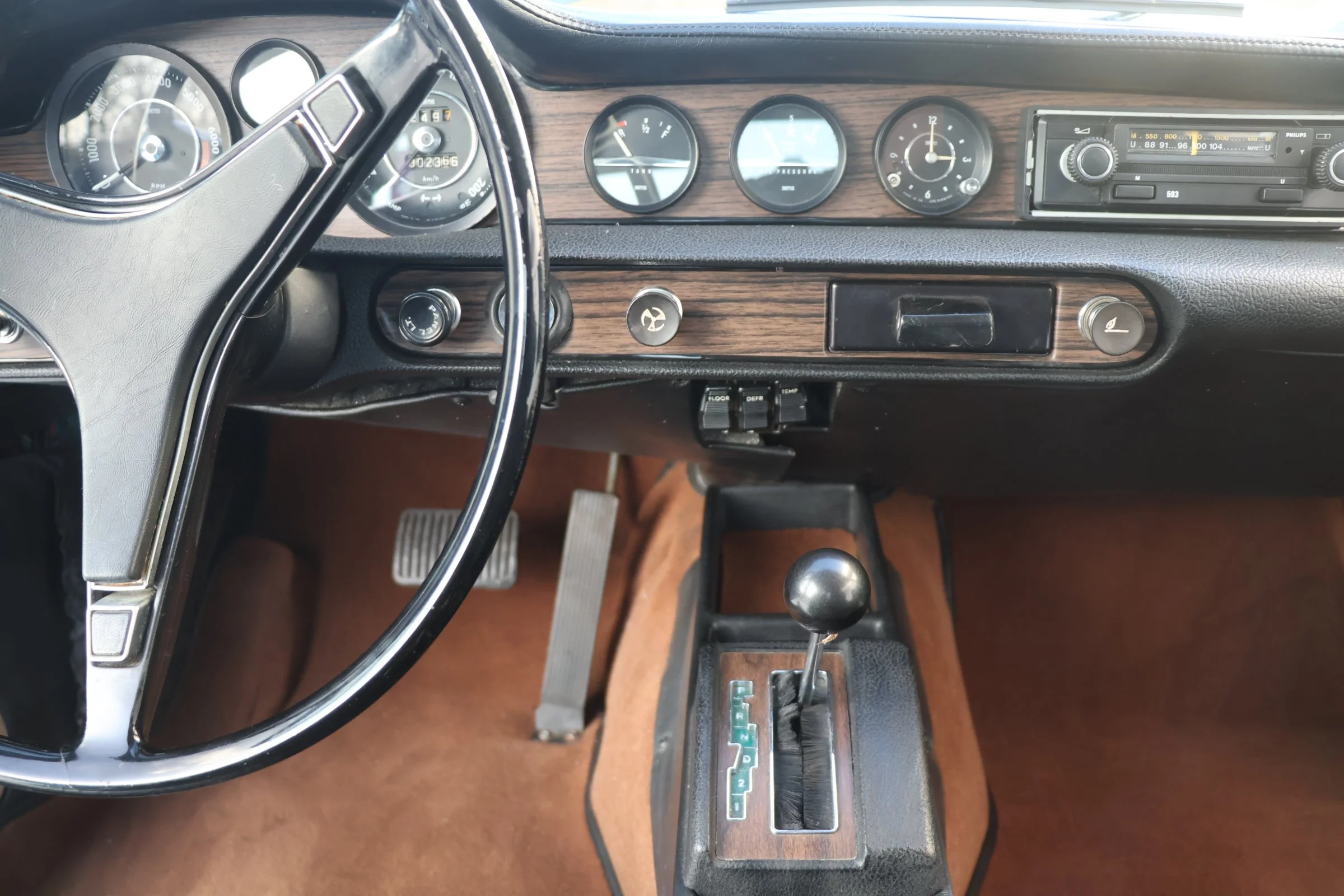 Volvo P1800 E (90).JPG