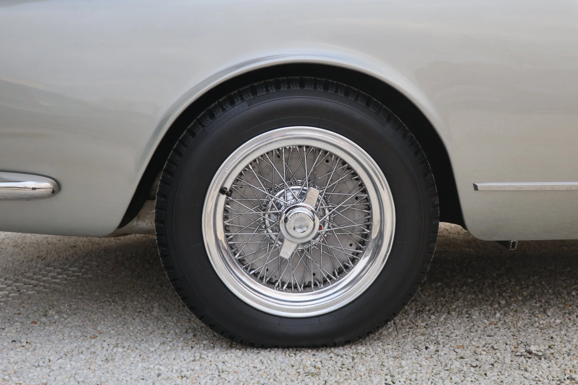 Alfa Romeo 2000 Spider (12).JPG