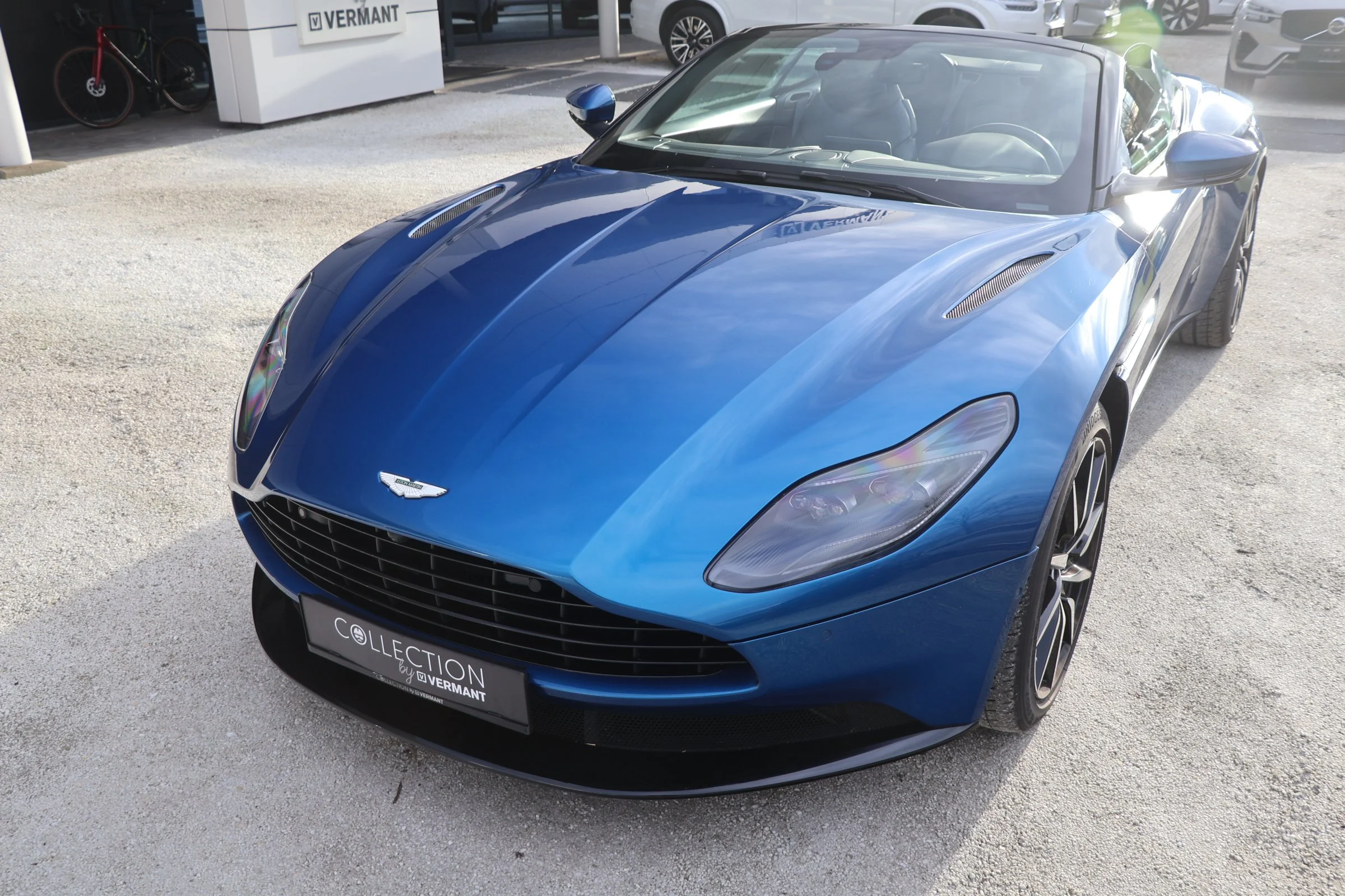 Aston Martin DB11 (9).JPG