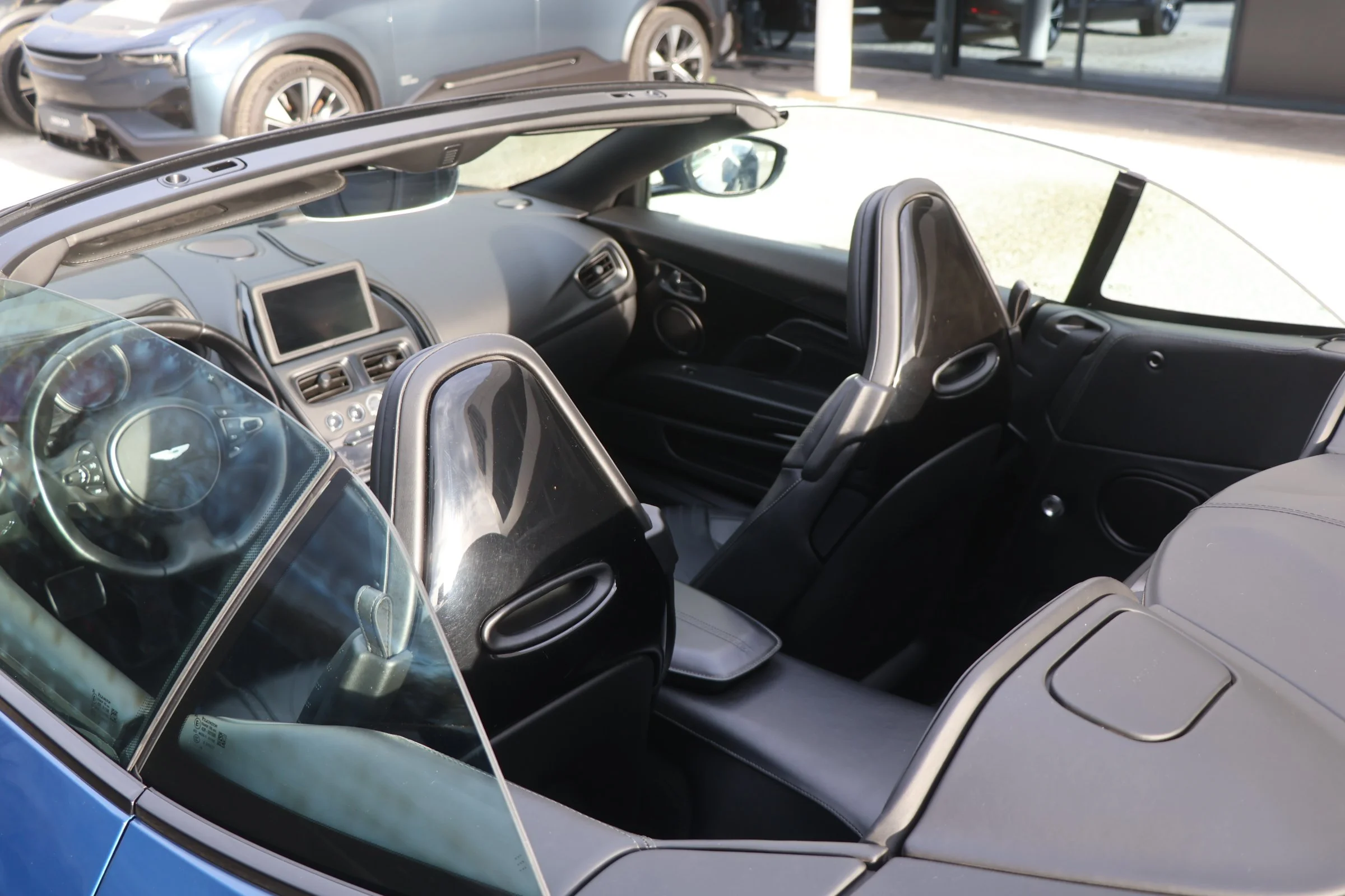 Aston Martin DB11 (14).JPG