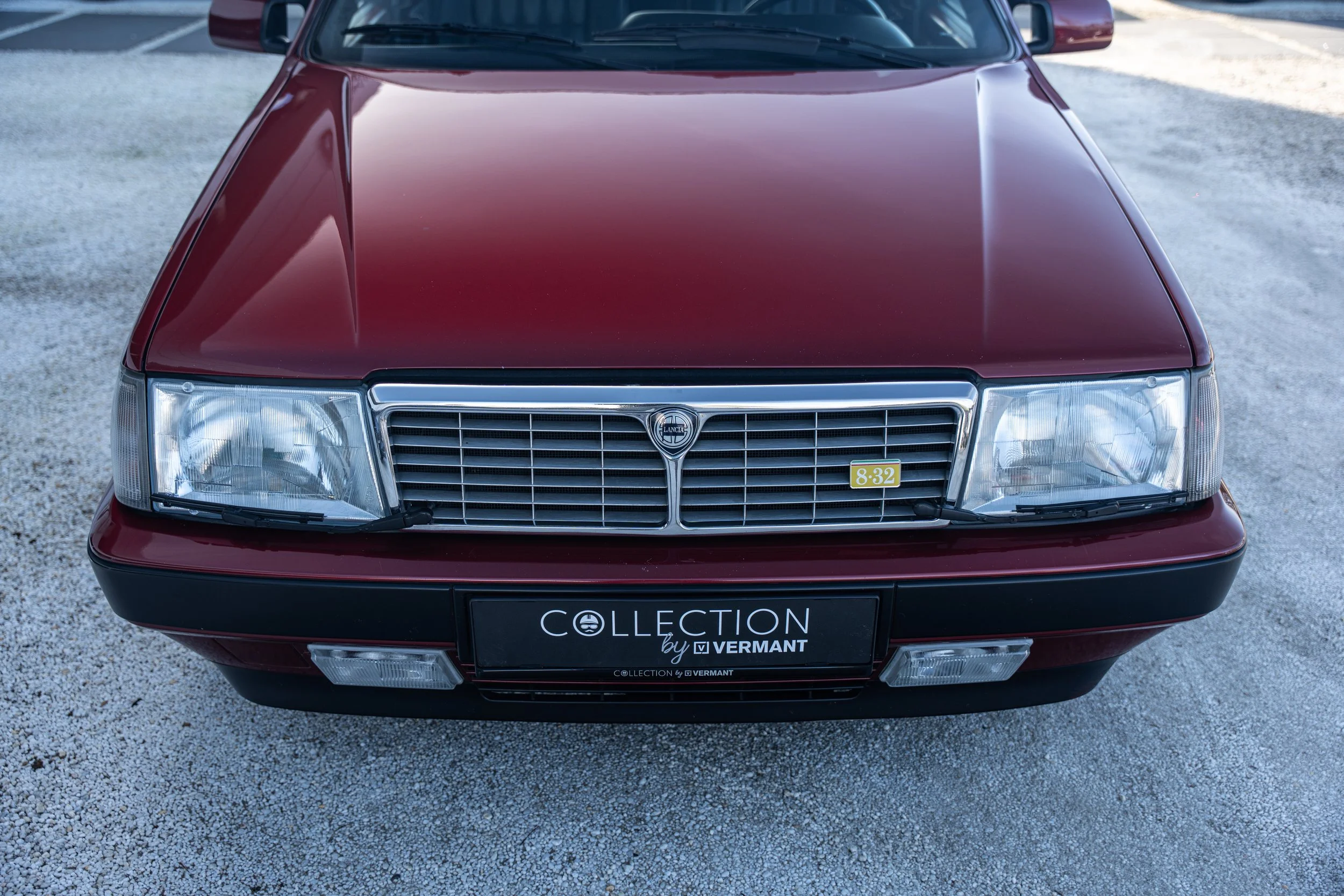 Lancia Thema 8.32 (6).jpg