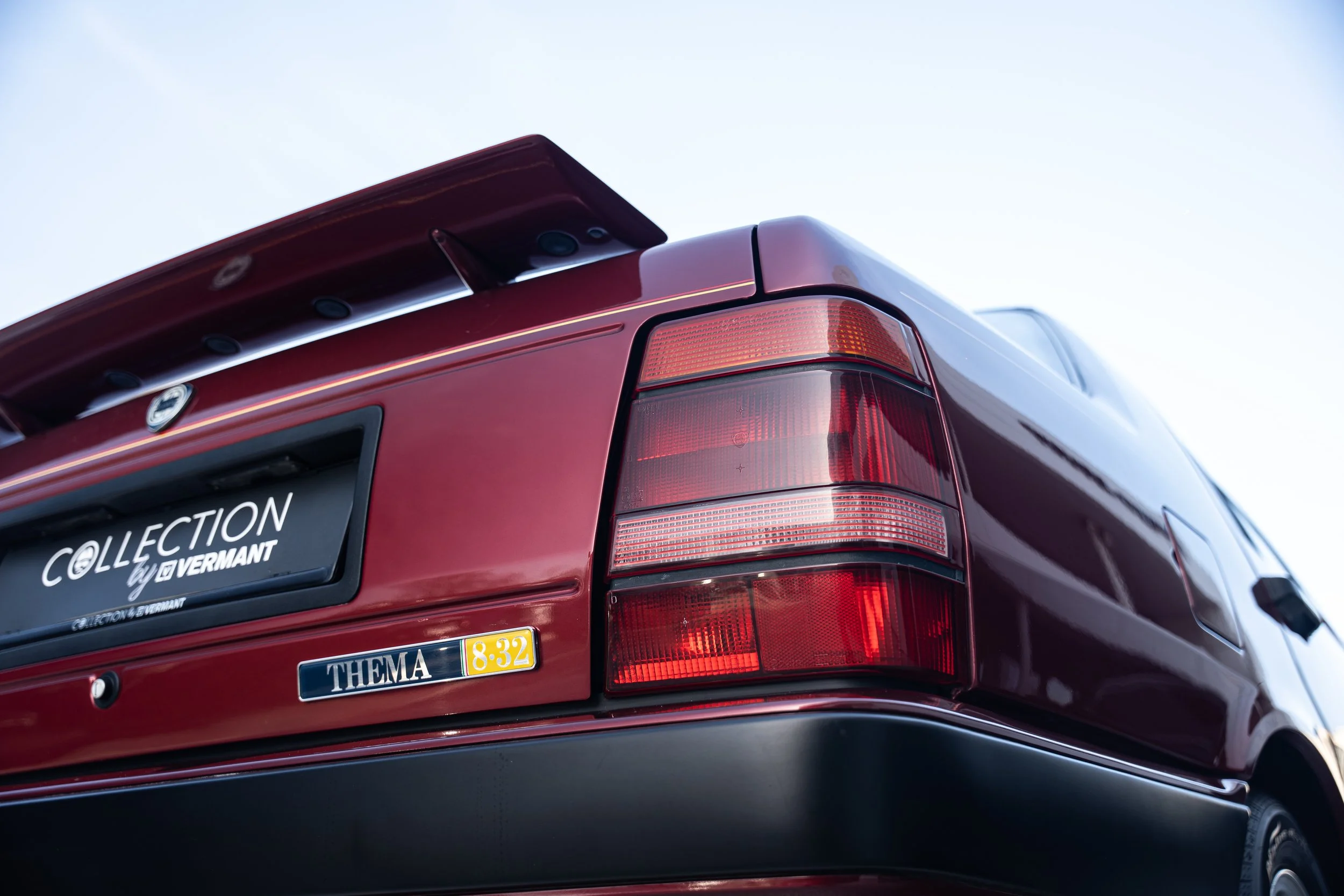 Lancia Thema 8.32 (16).jpg