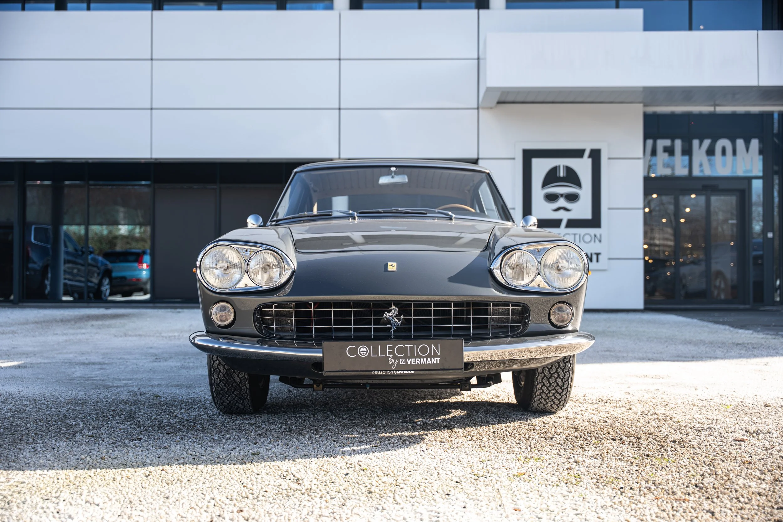 Ferrari 330  (5).jpg