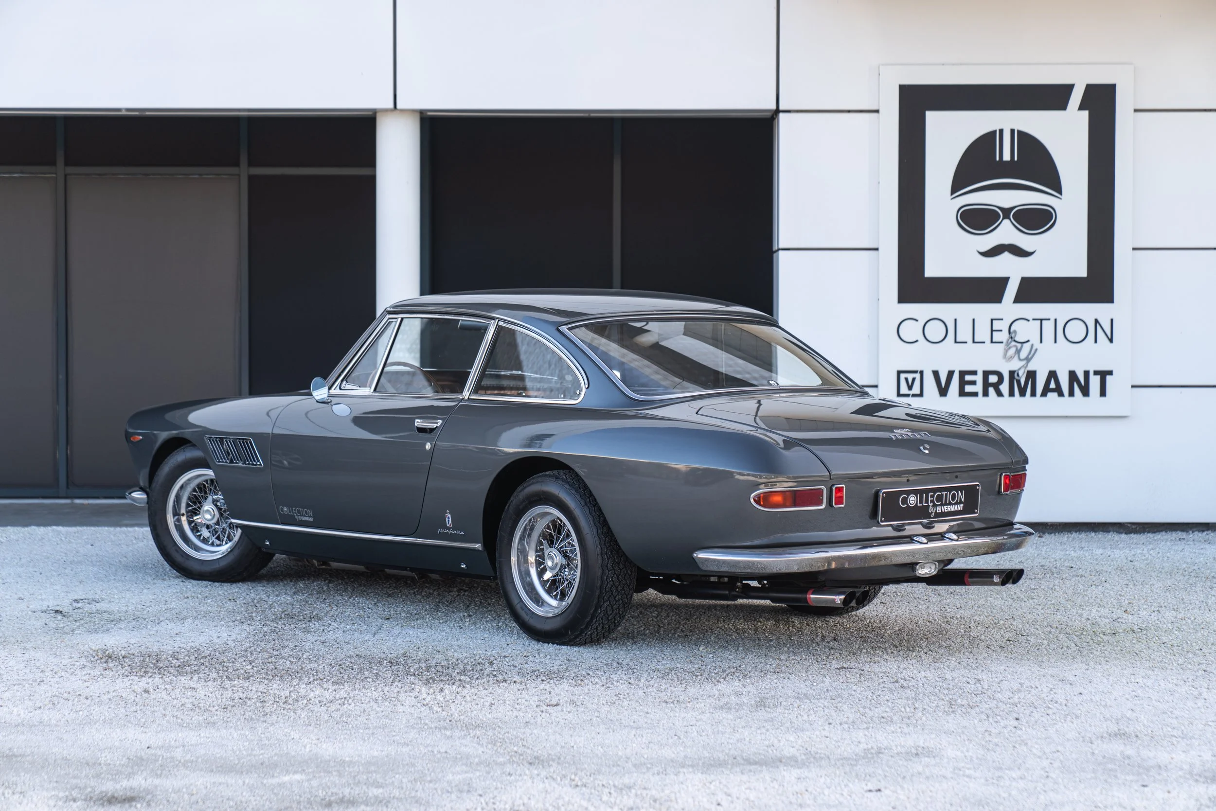 Ferrari 330  (3).jpg