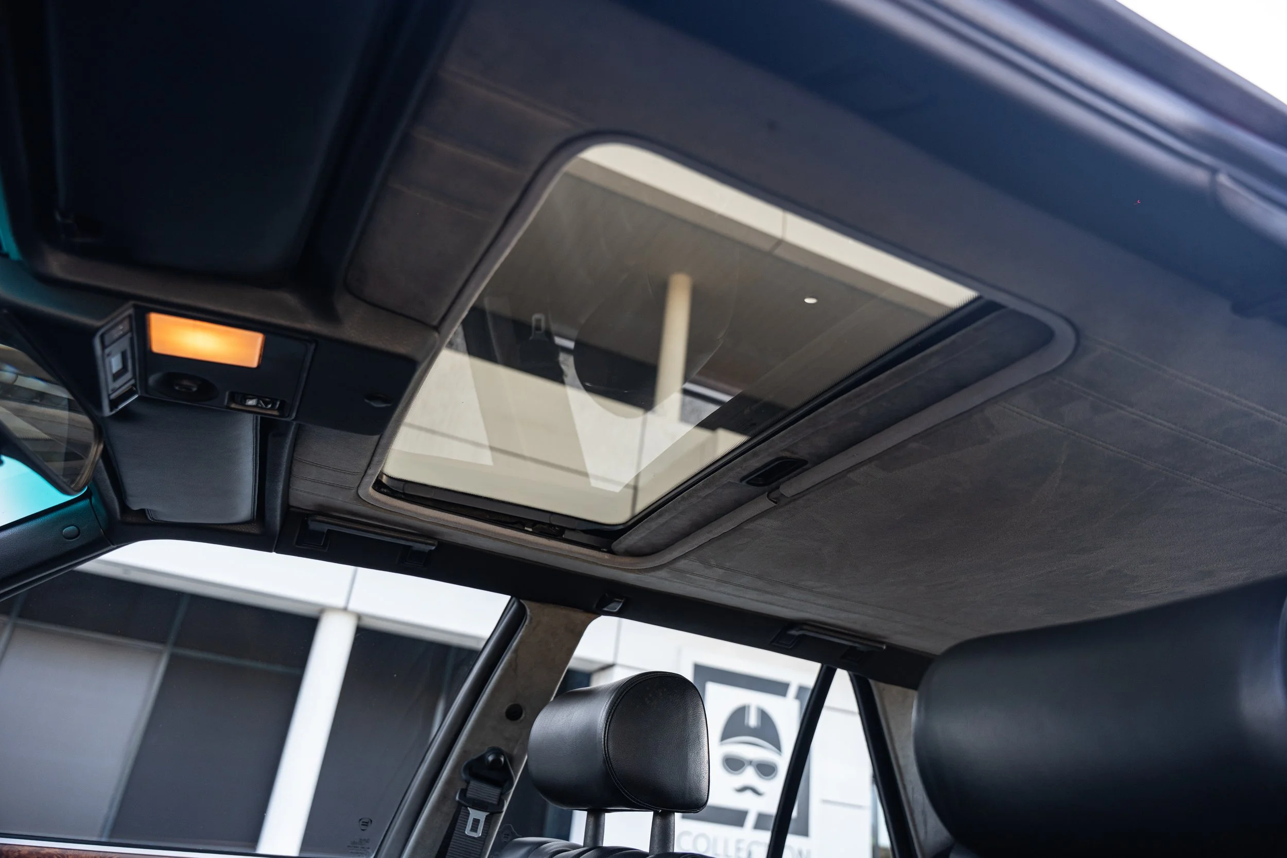 Lancia Thema 8.32 (29).jpg