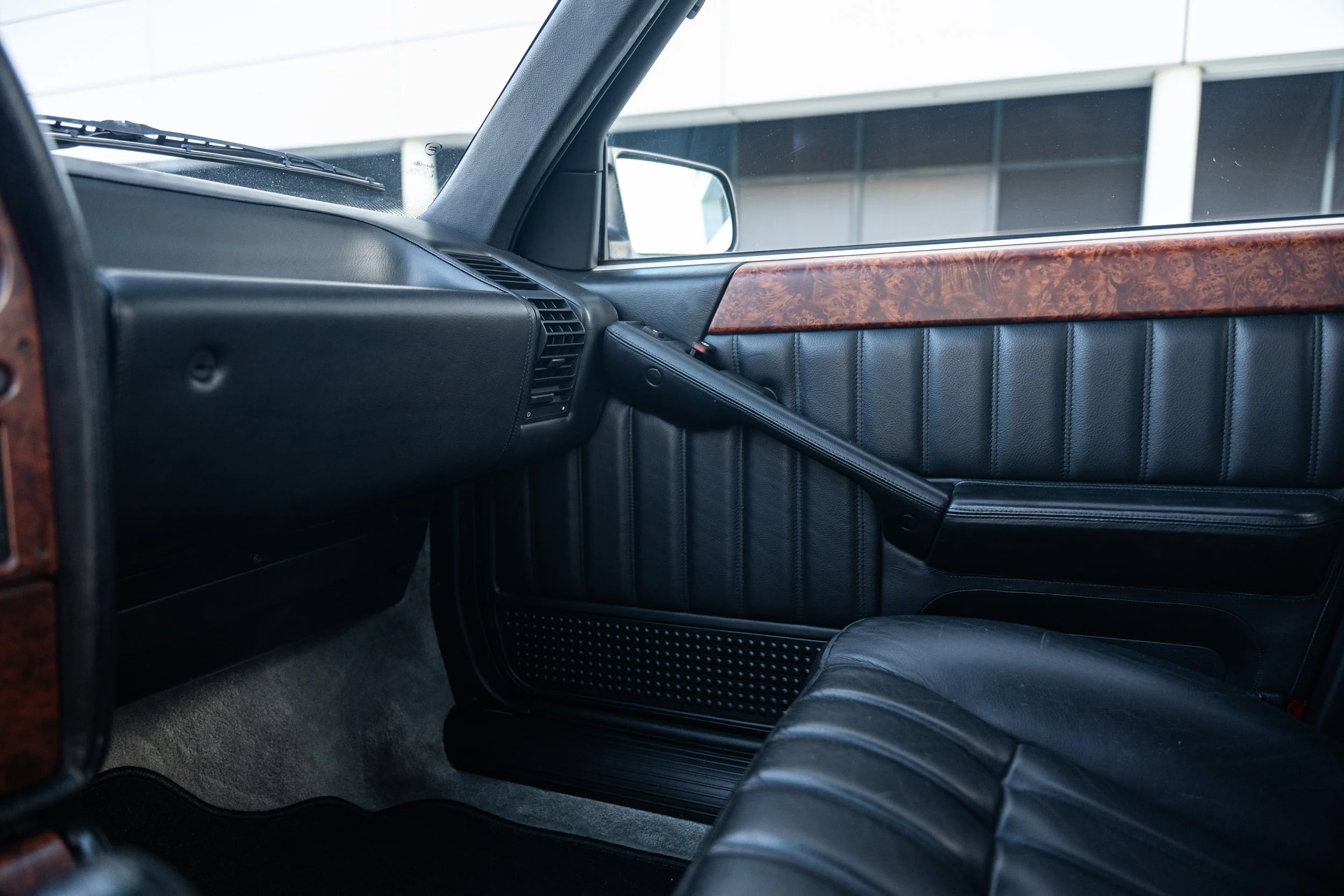 Lancia Thema 8.32 (28).jpg