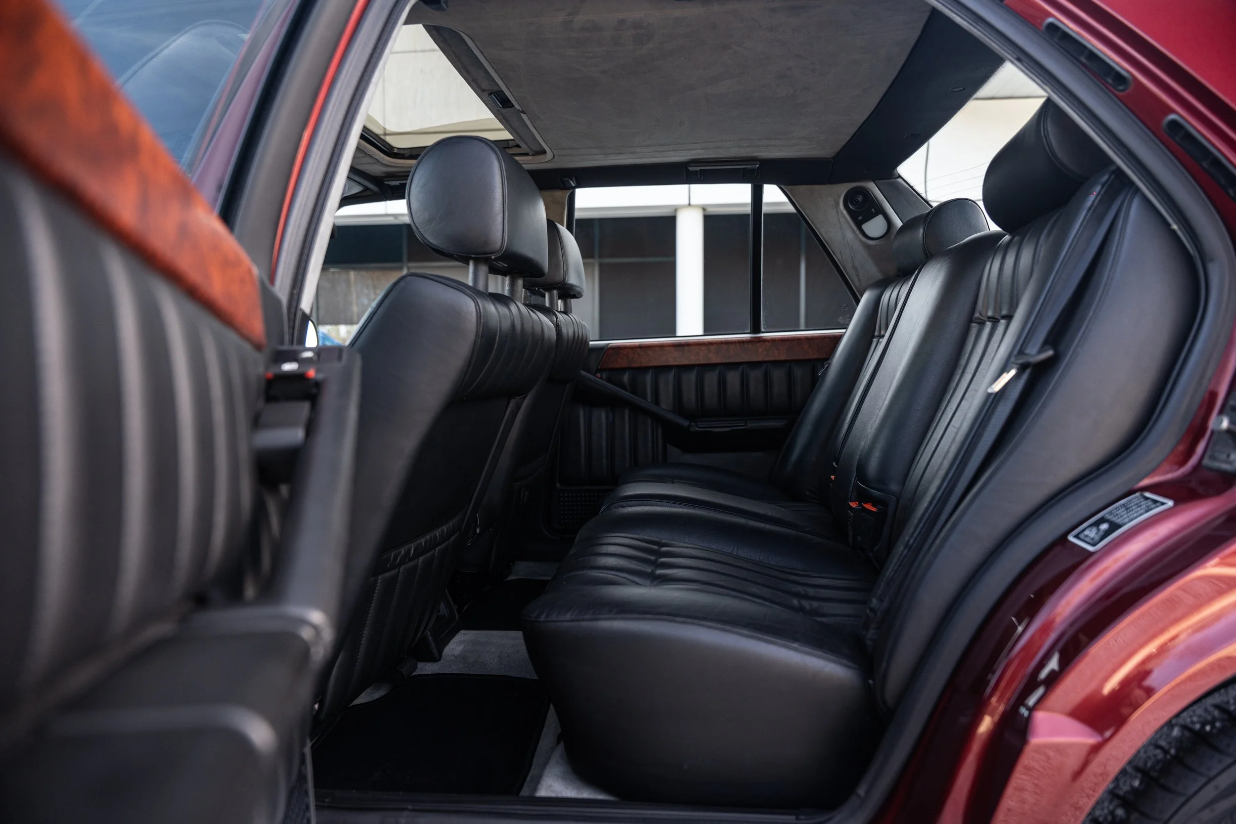 Lancia Thema 8.32 (30).jpg