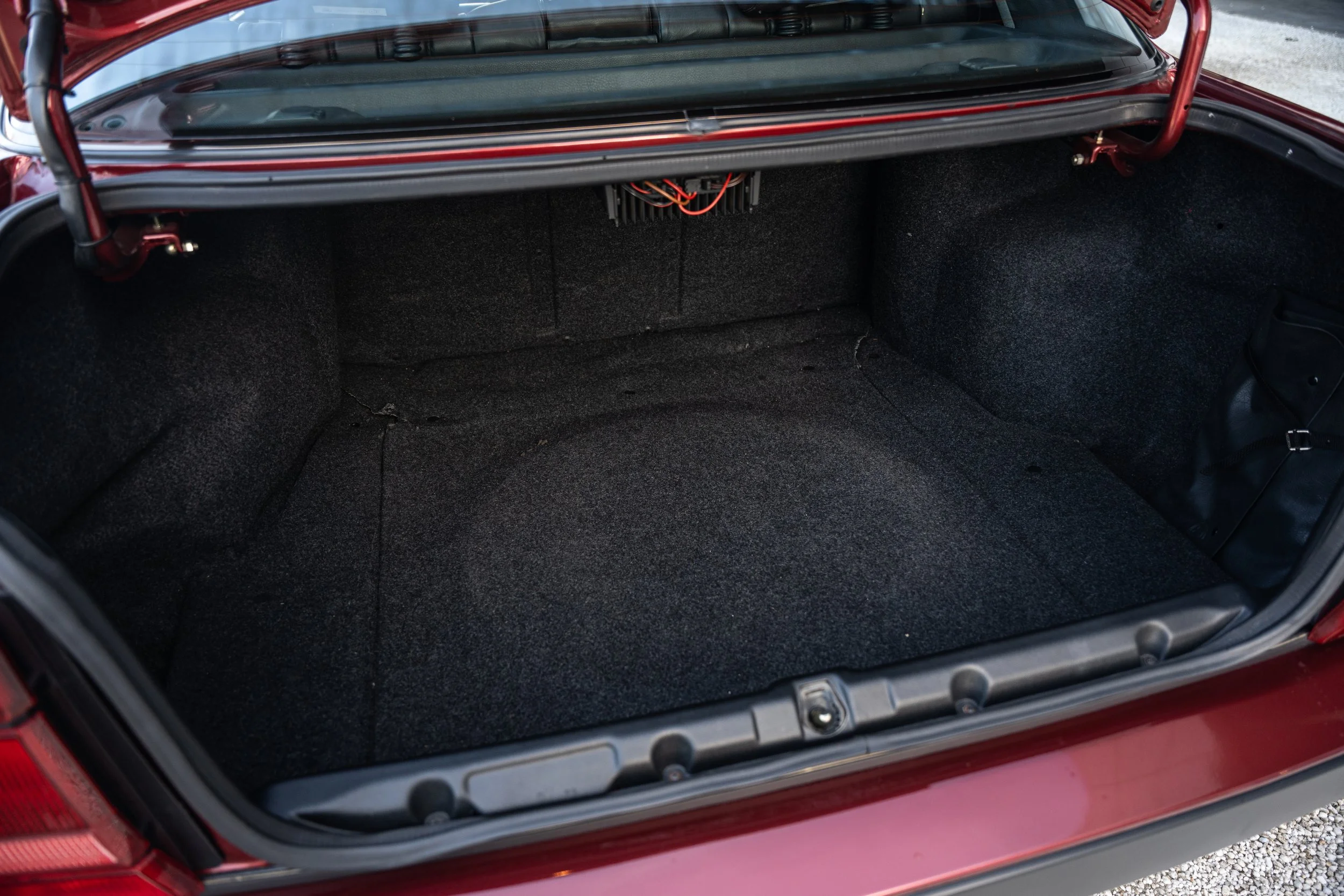 Lancia Thema 8.32 (37).jpg