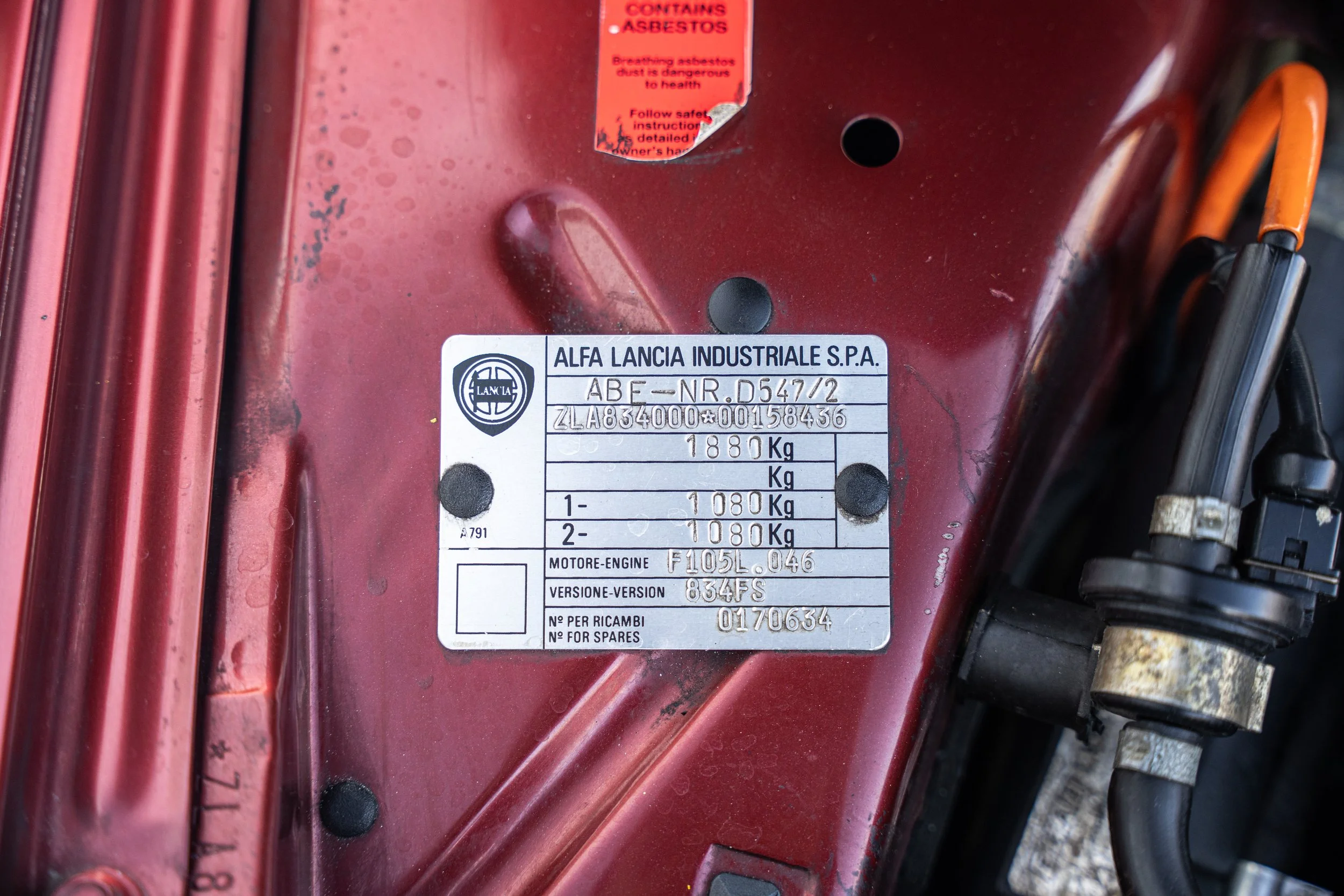 Lancia Thema 8.32 (40).jpg