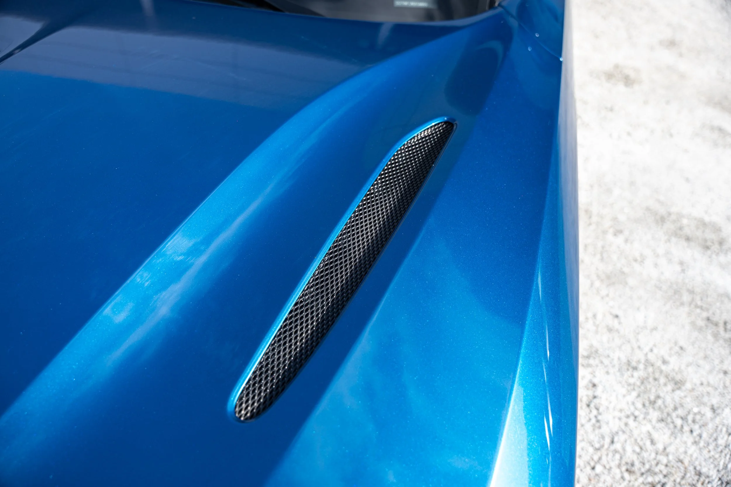 Aston Martin DB11 Volante (8).jpg