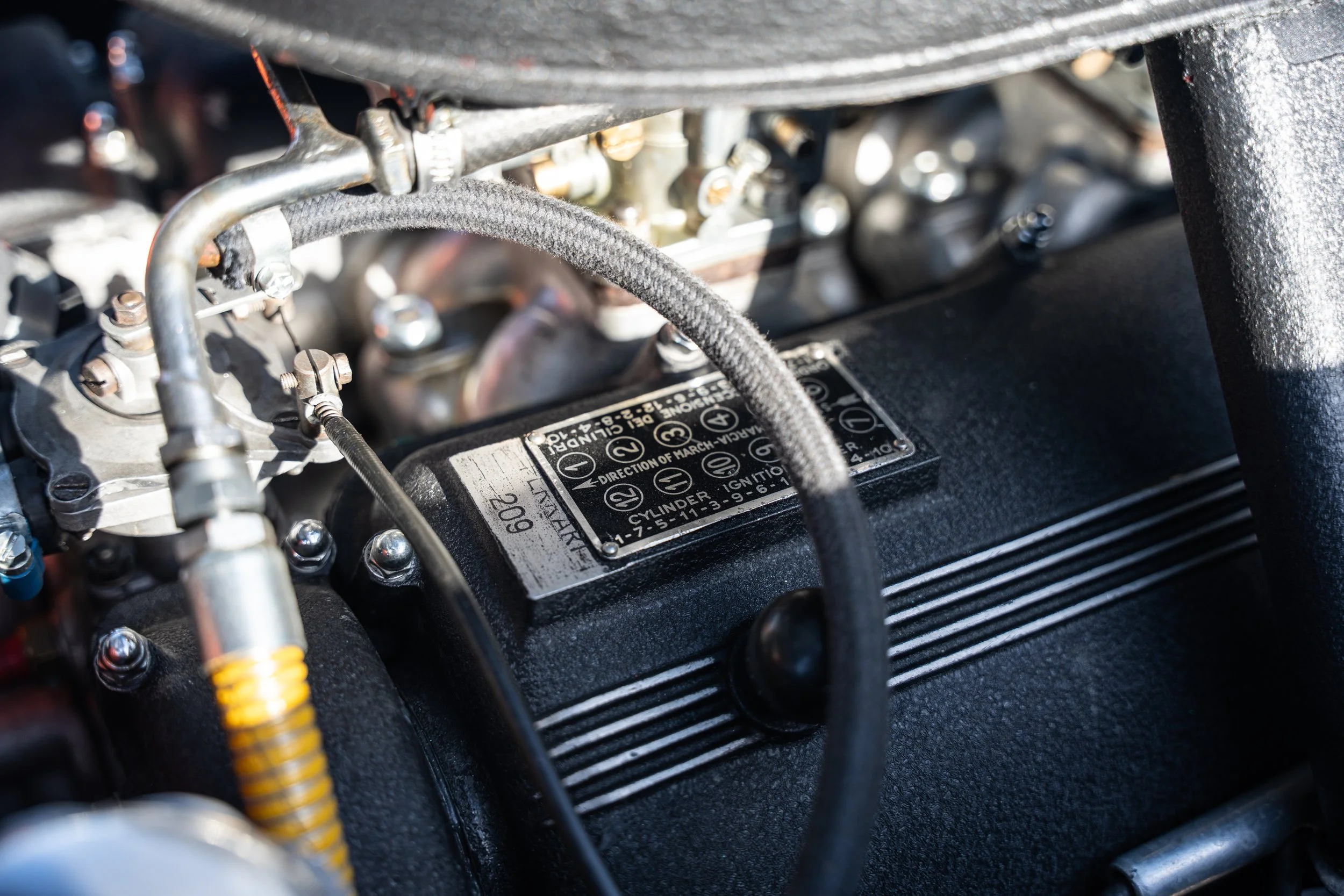 Ferrari 330 (22).jpg