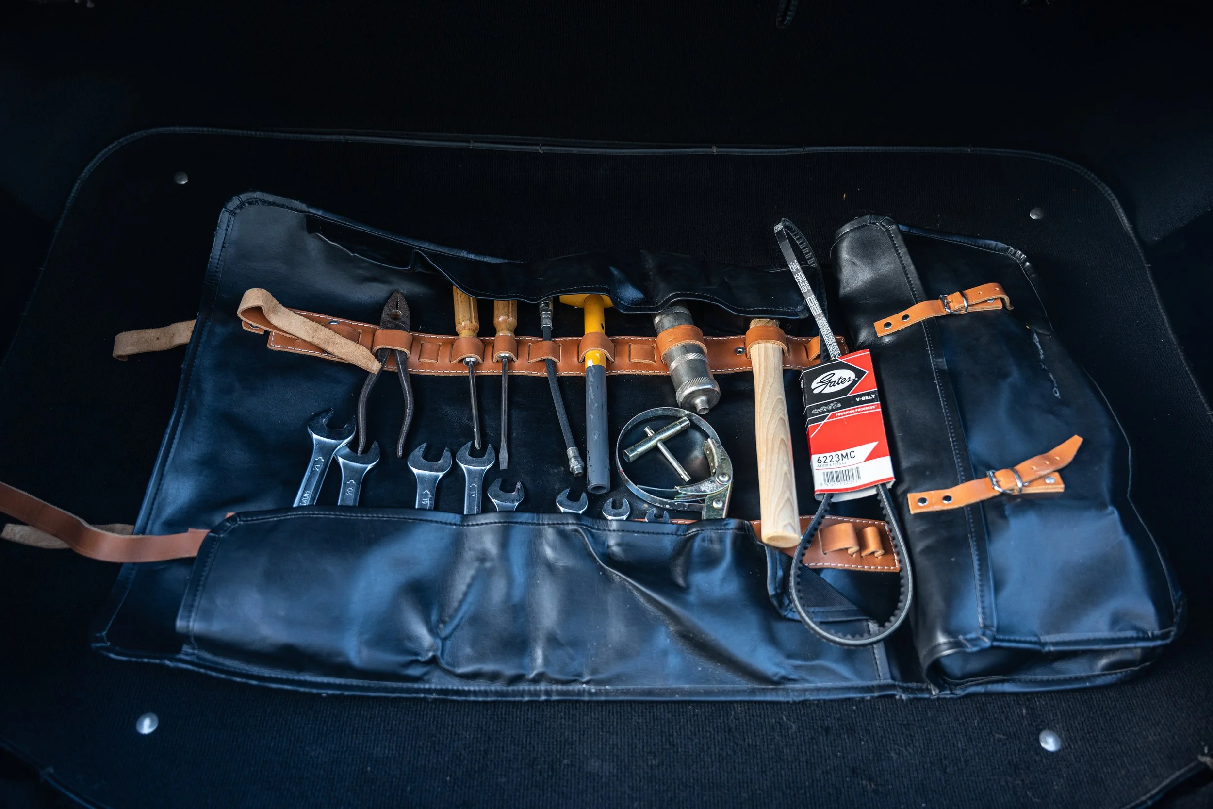 Ferrari 330 (18)1.jpg