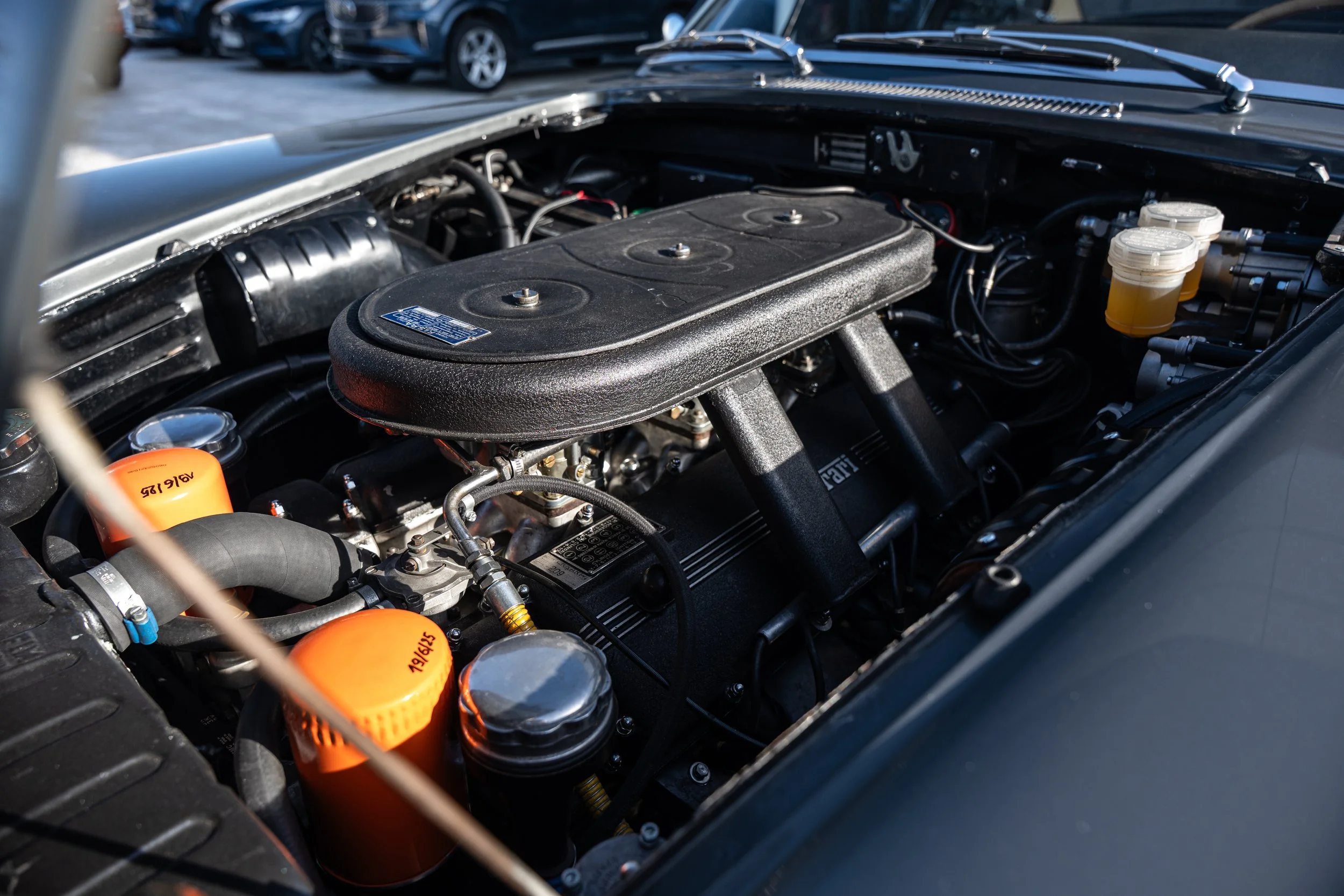 Ferrari 330 (21).jpg