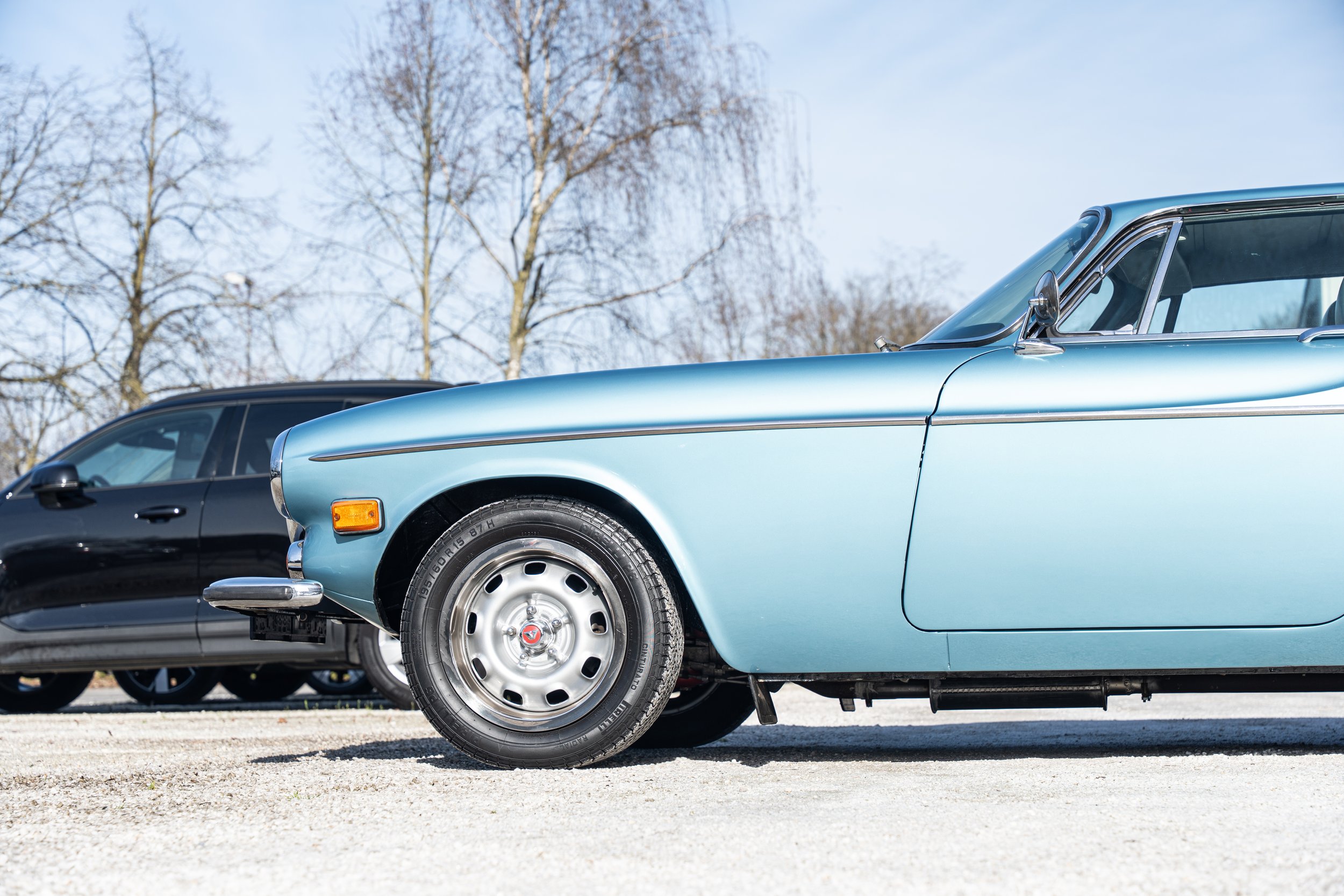 Volvo P1800 ES (10).jpg