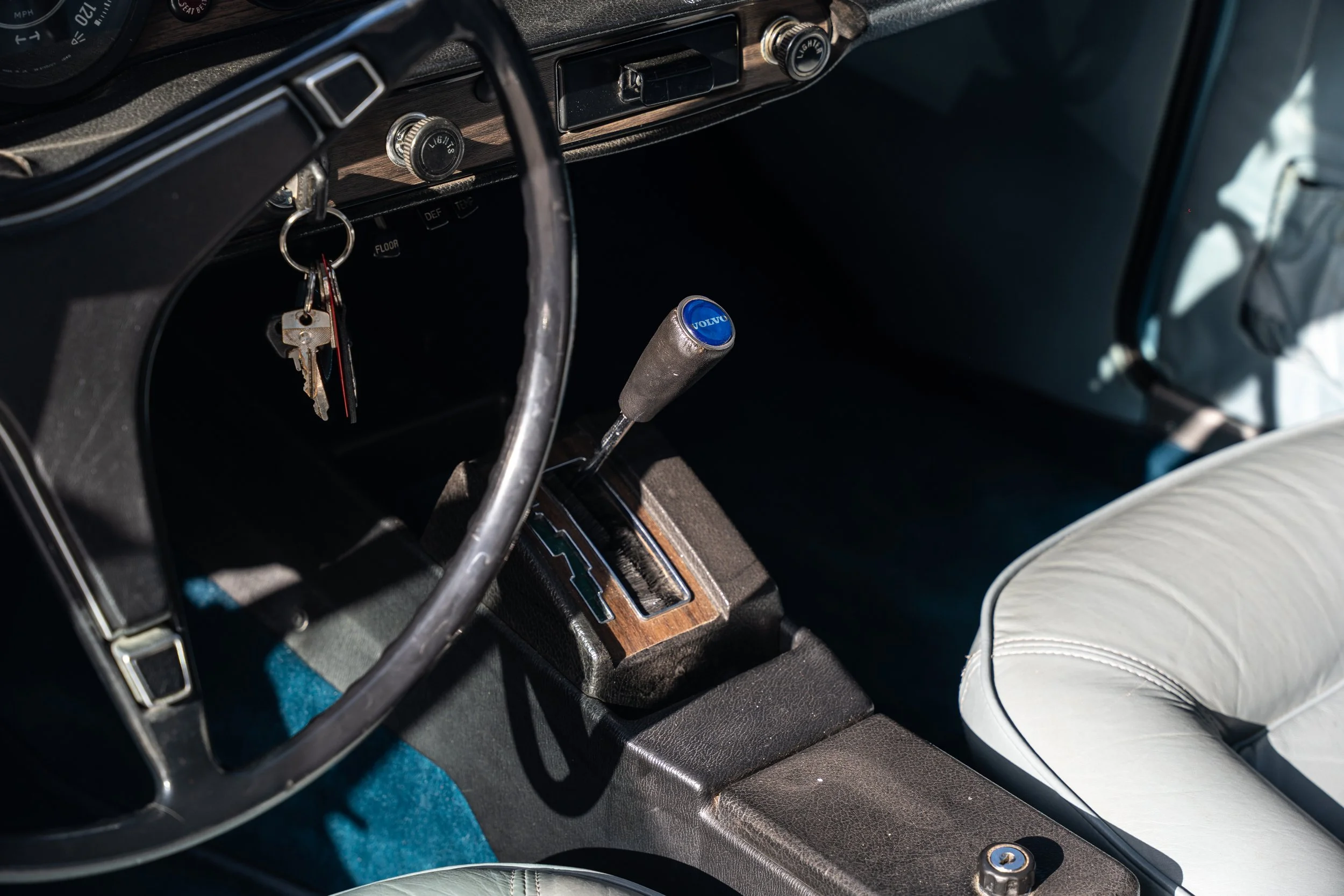 Volvo P1800 ES (33).jpg