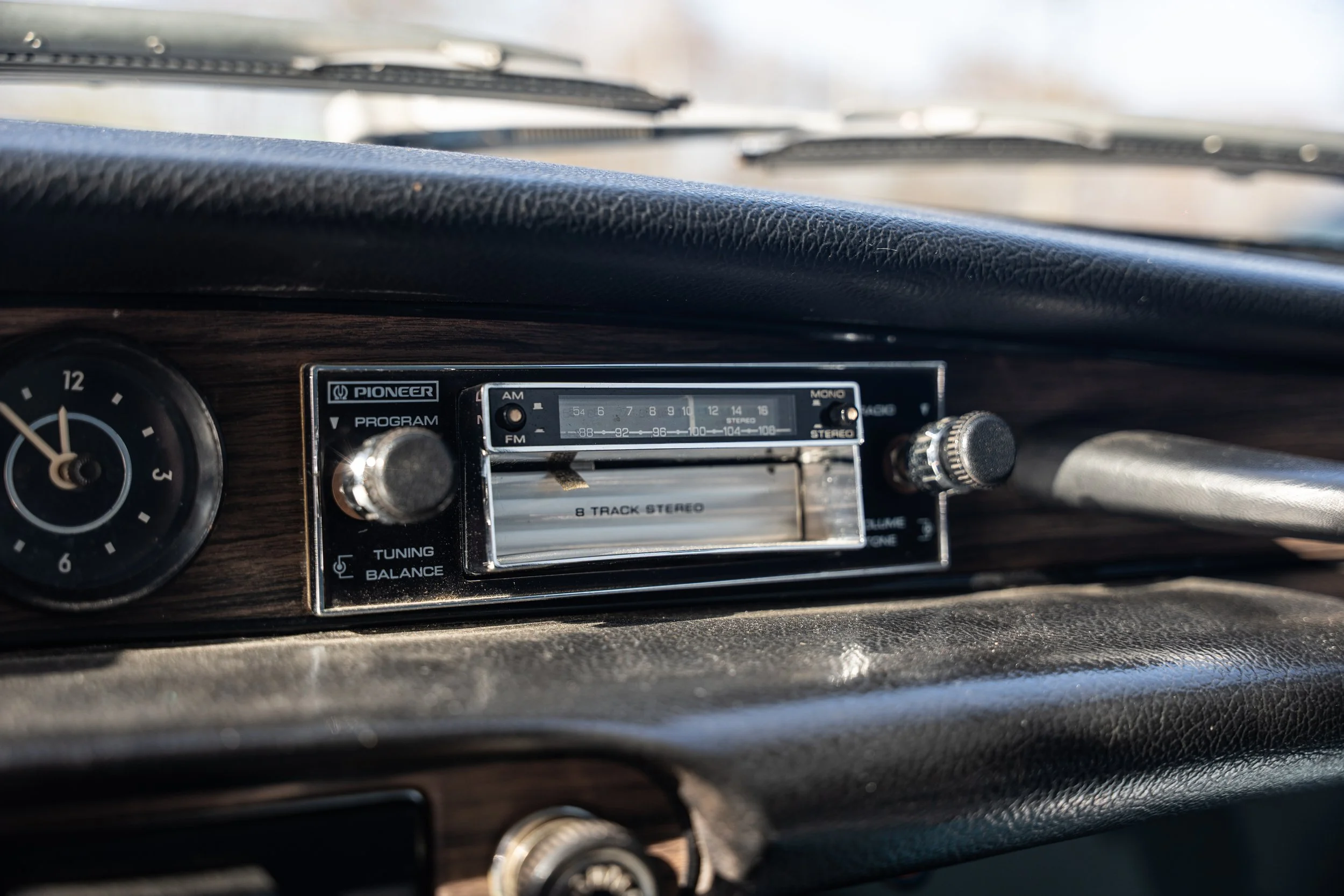 Volvo P1800 ES (39).jpg