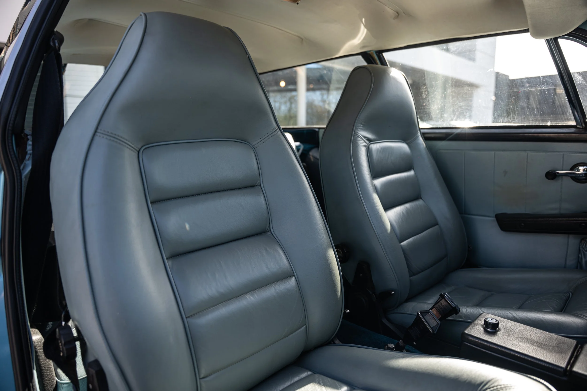 Volvo P1800 ES (45).jpg