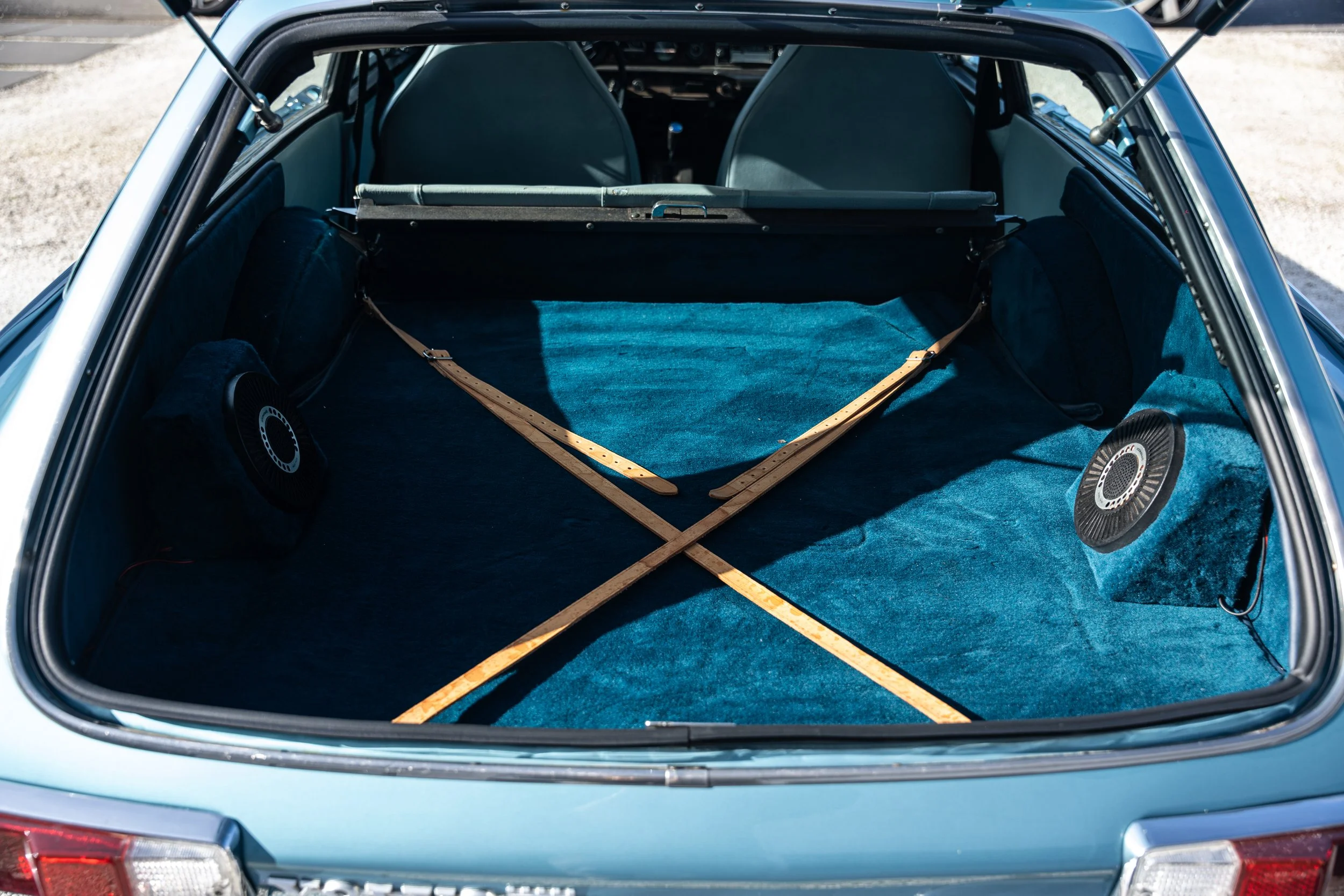 Volvo P1800 ES (46).jpg