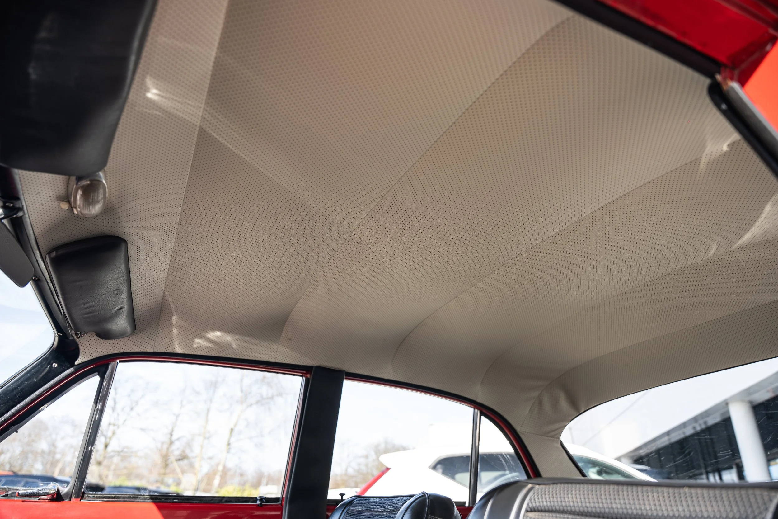 Volvo Amazon 122S (33).jpg