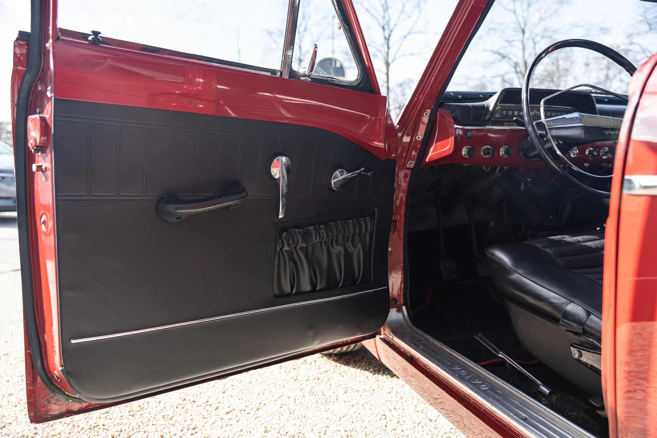 Volvo Amazon 122S (35).jpg