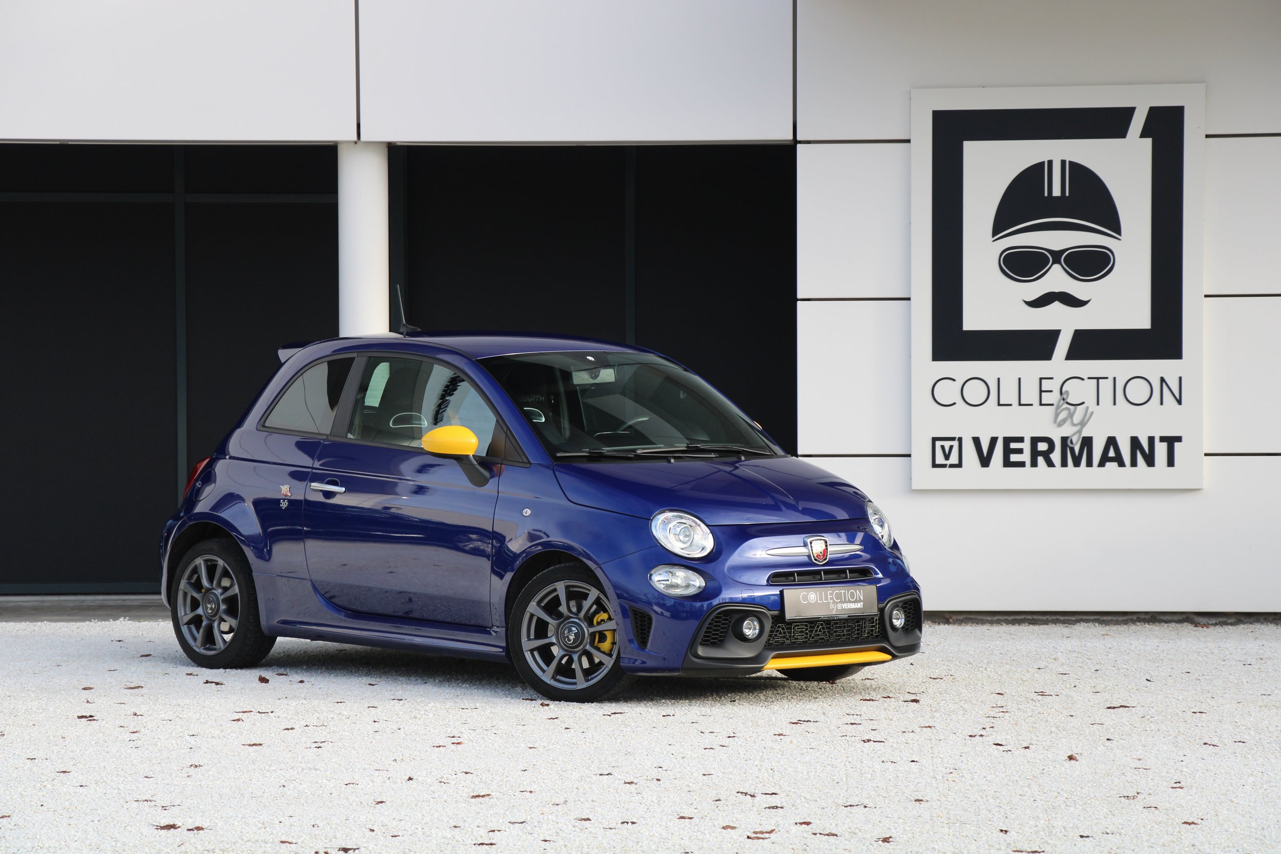 Fiat Abarth 595 (1).JPG