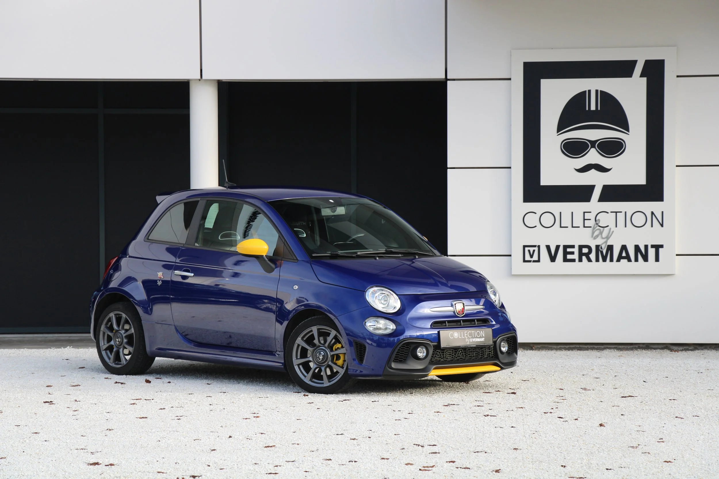 Fiat Abarth 595 (1).JPG