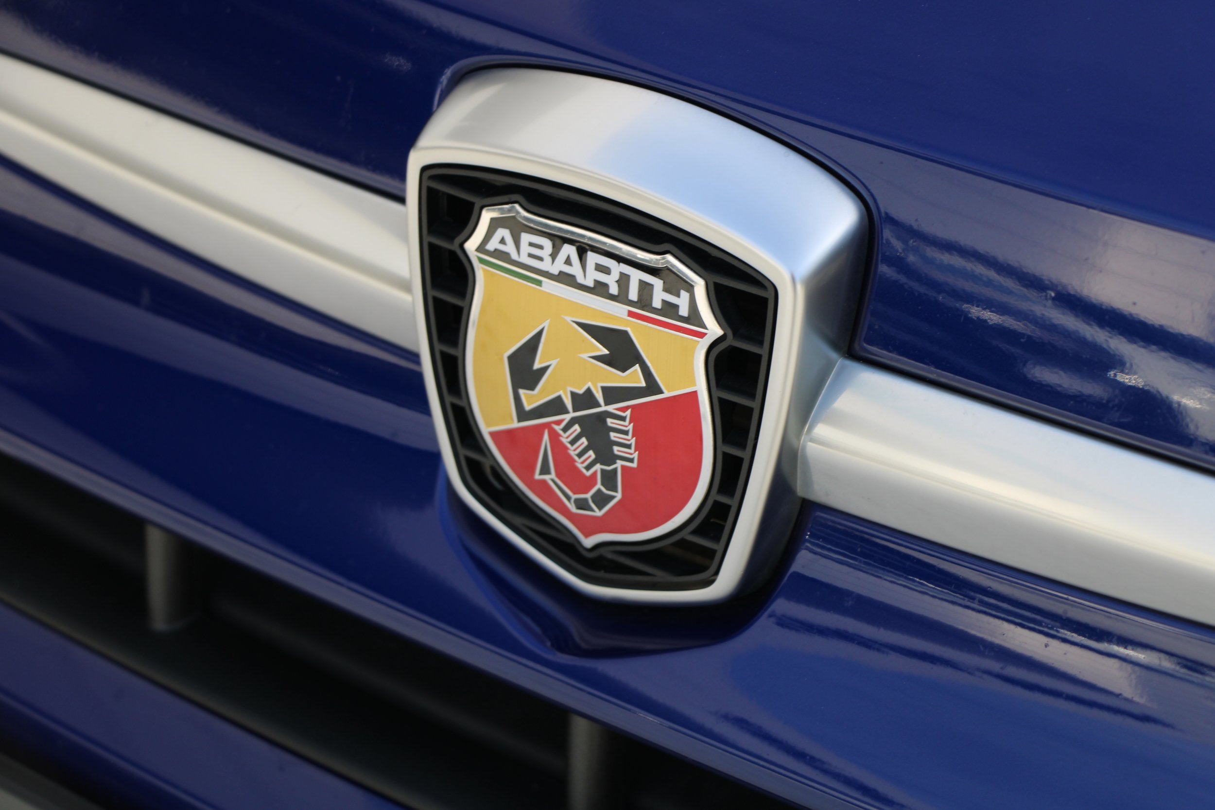 Fiat Abarth 595 (16).JPG