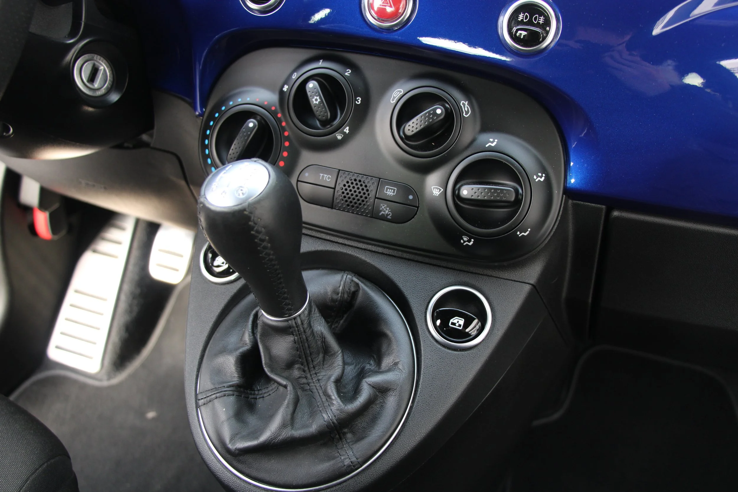 Fiat Abarth 595 (43).JPG