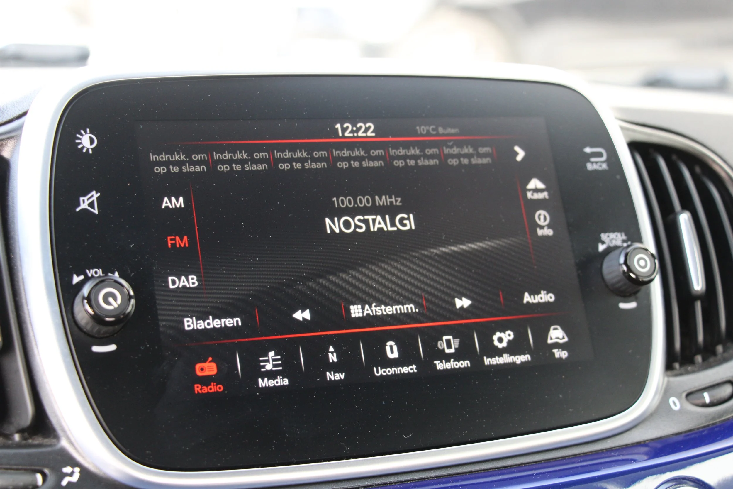 Fiat Abarth 595 (56).JPG