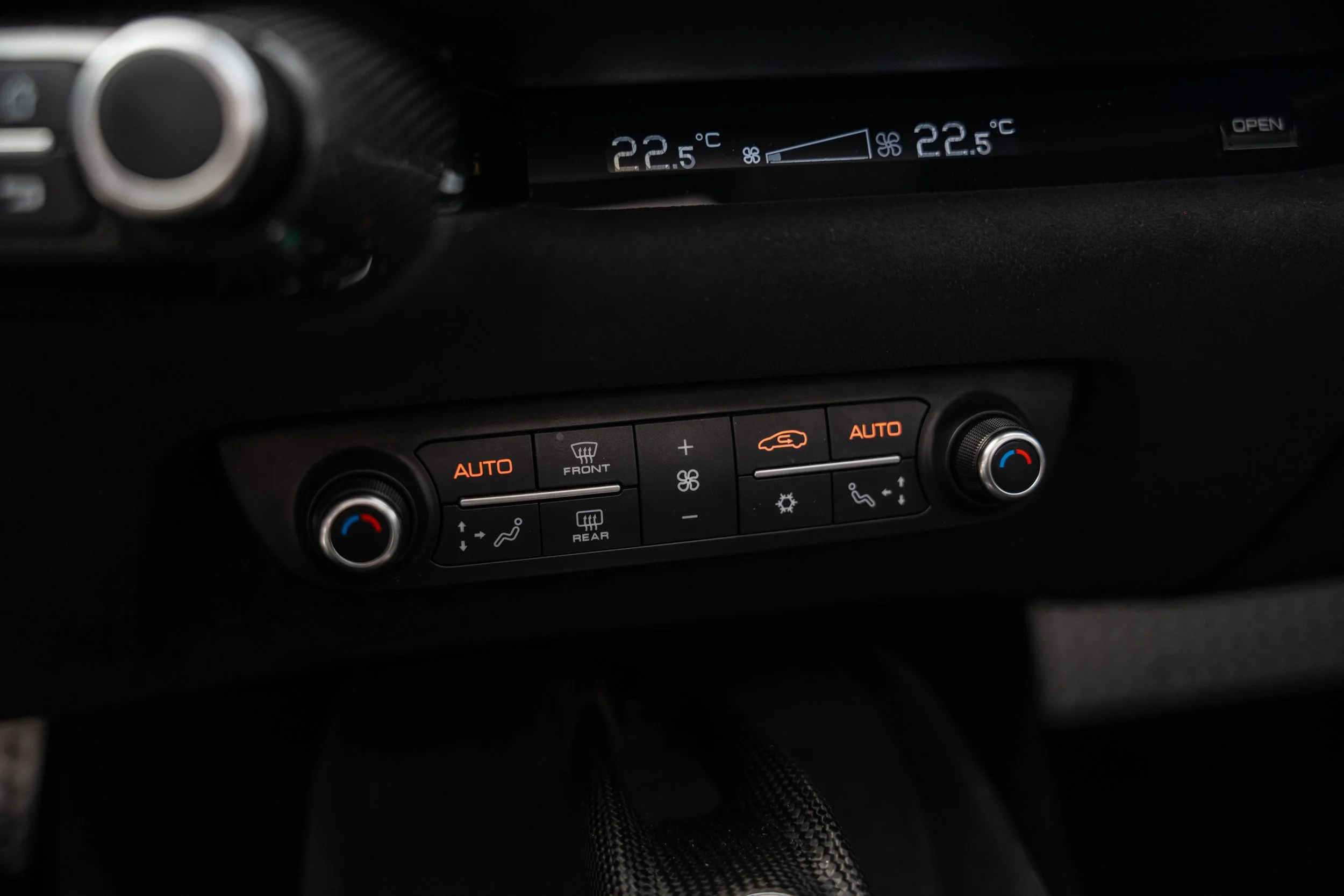 Ferrari 812 GTS (77).jpg