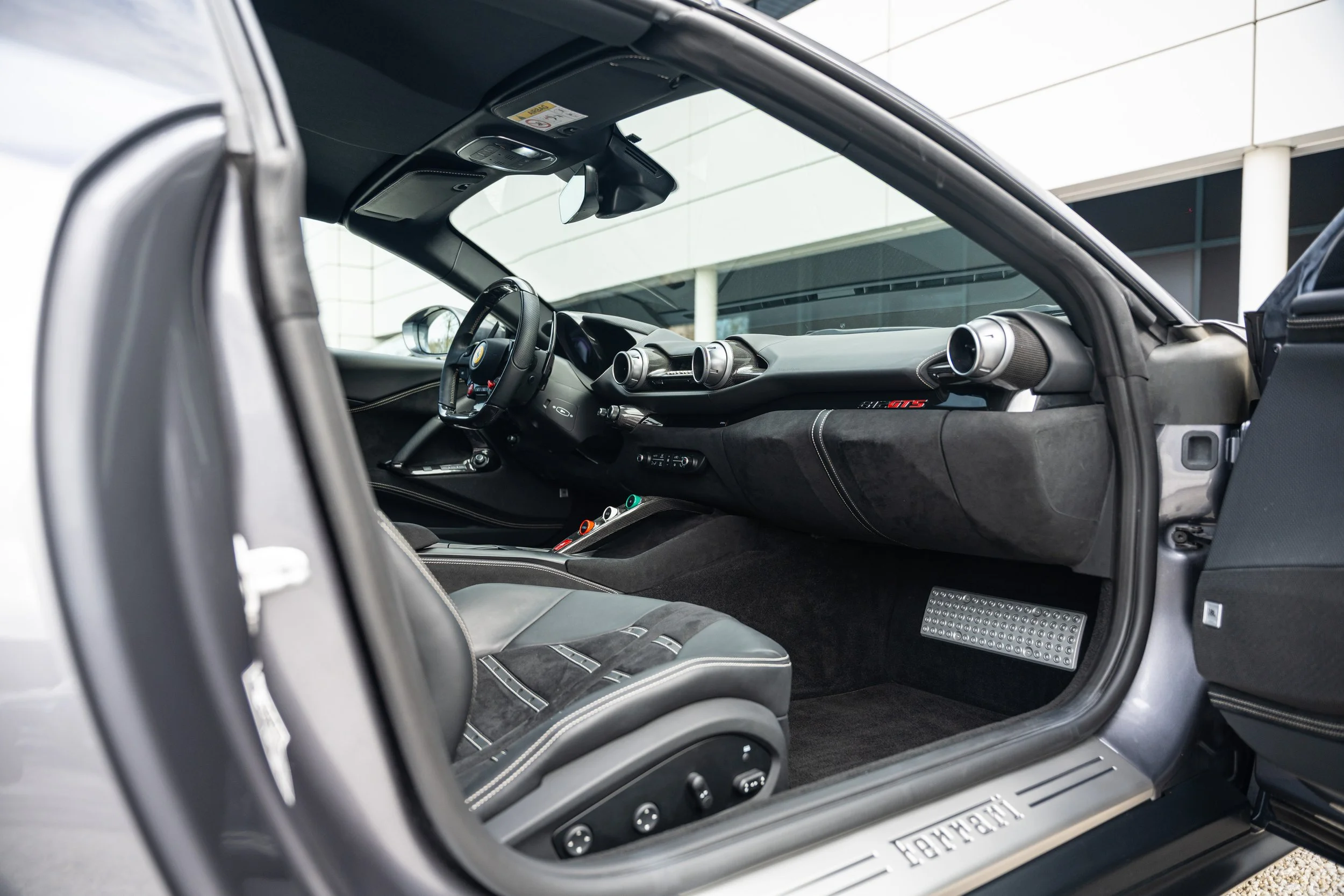 Ferrari 812 GTS (91).jpg