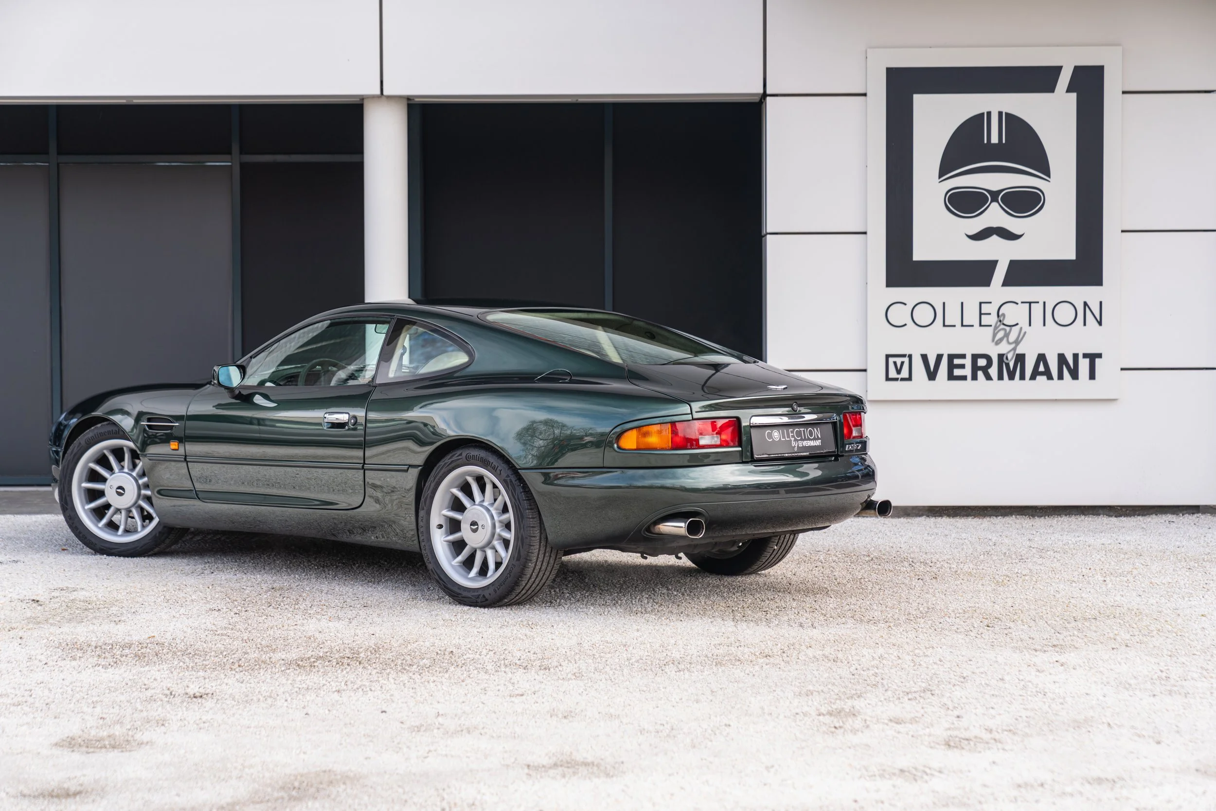 Aston Martin DB7 i6 (3).jpg