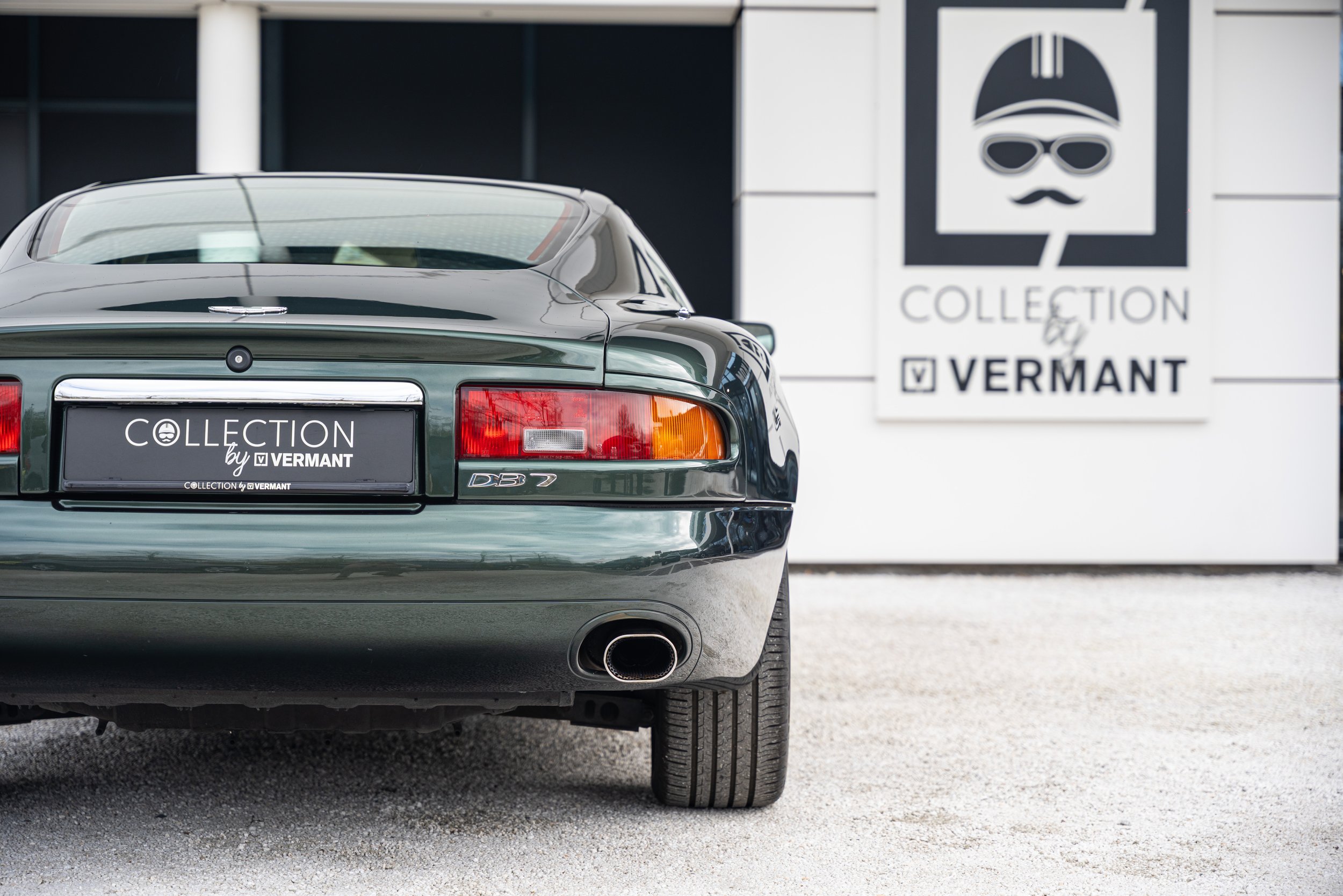 Aston Martin DB7 i6 (25).jpg