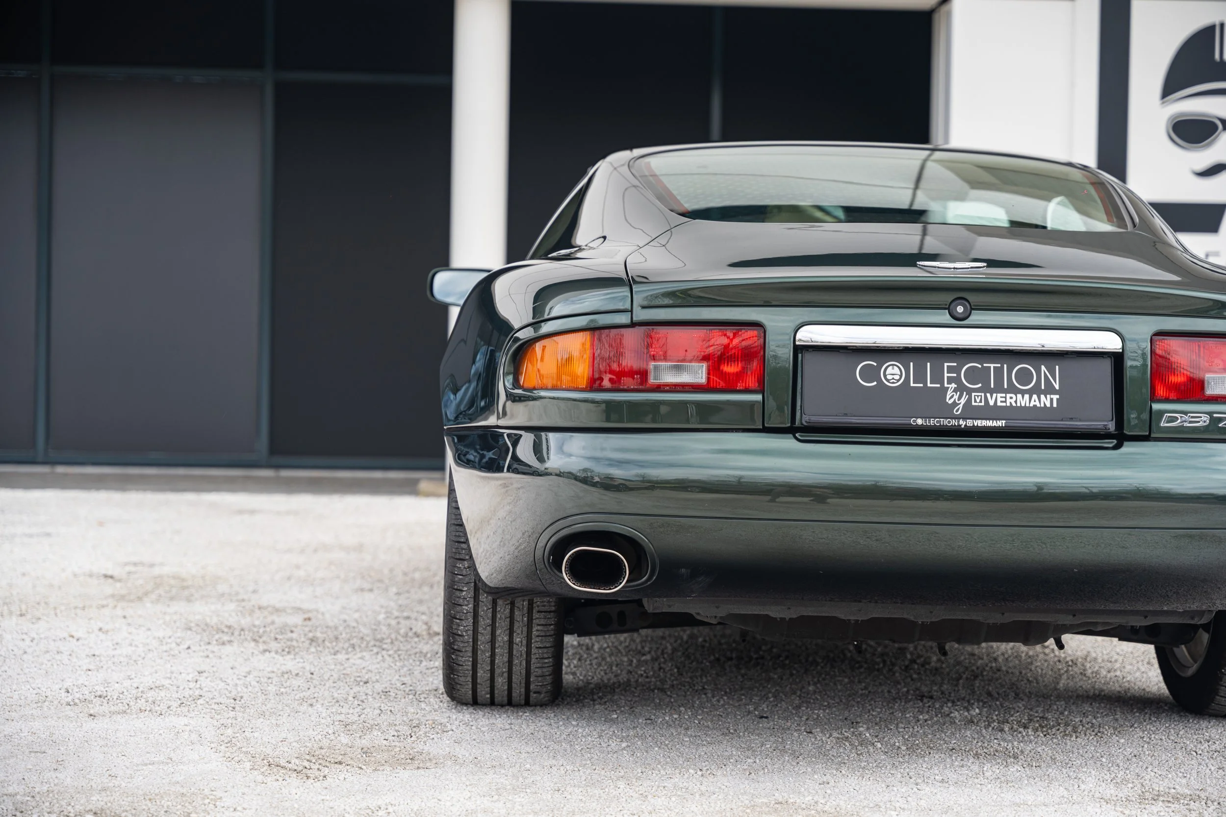 Aston Martin DB7 i6 (26).jpg