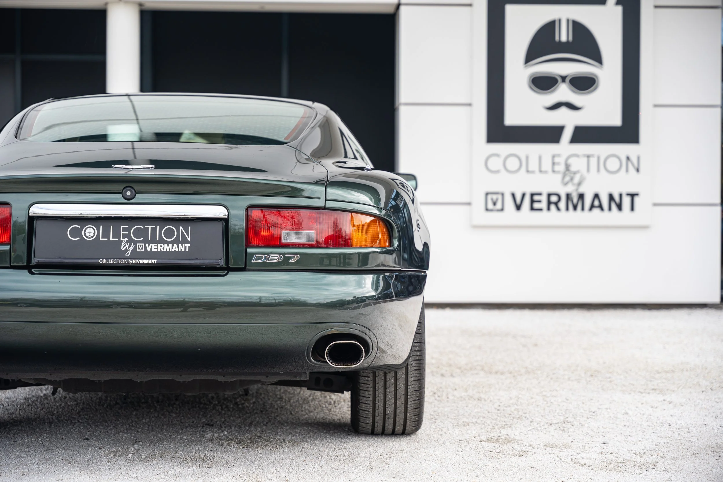 Aston Martin DB7 i6 (25).jpg