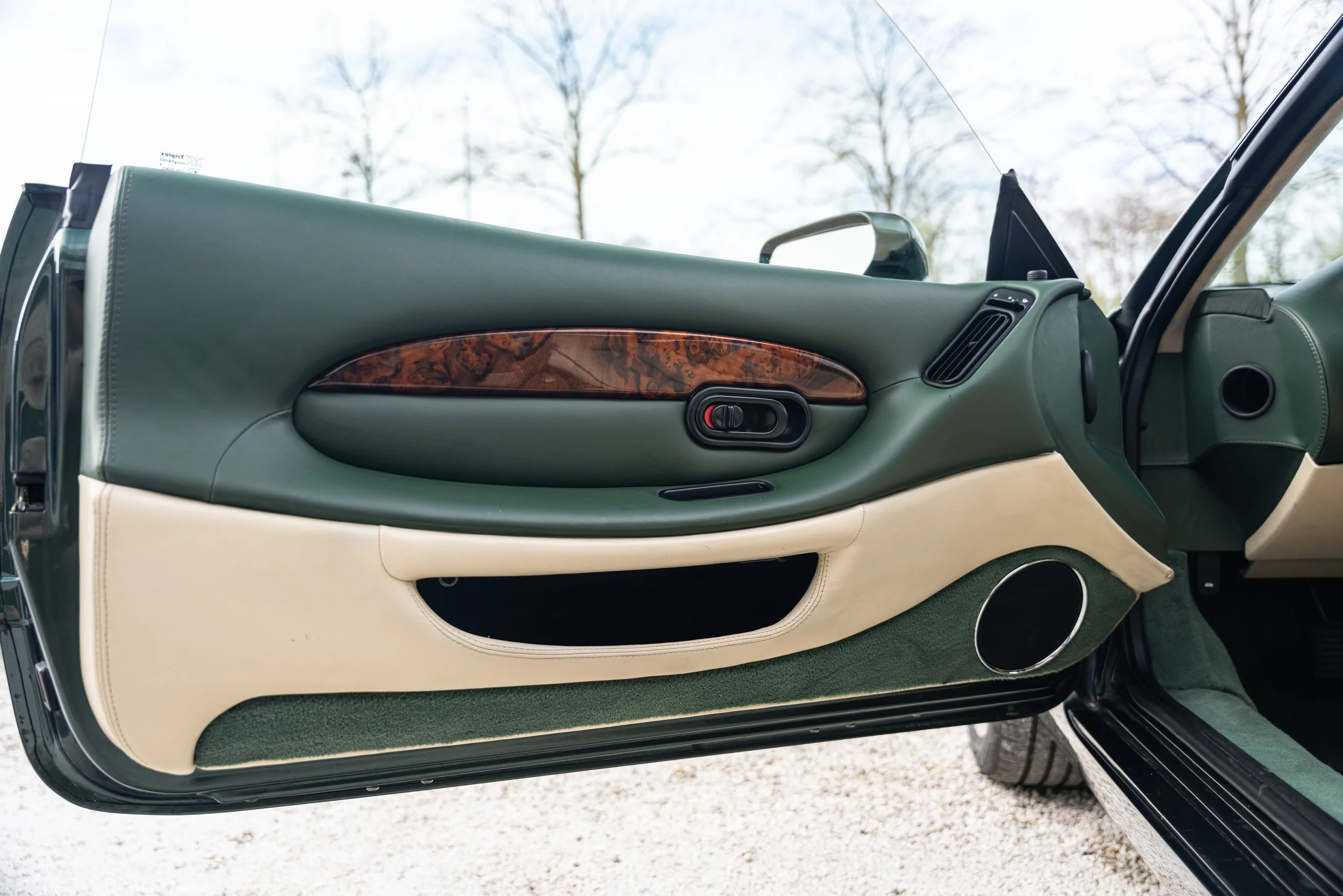 Aston Martin DB7 i6 (38).jpg