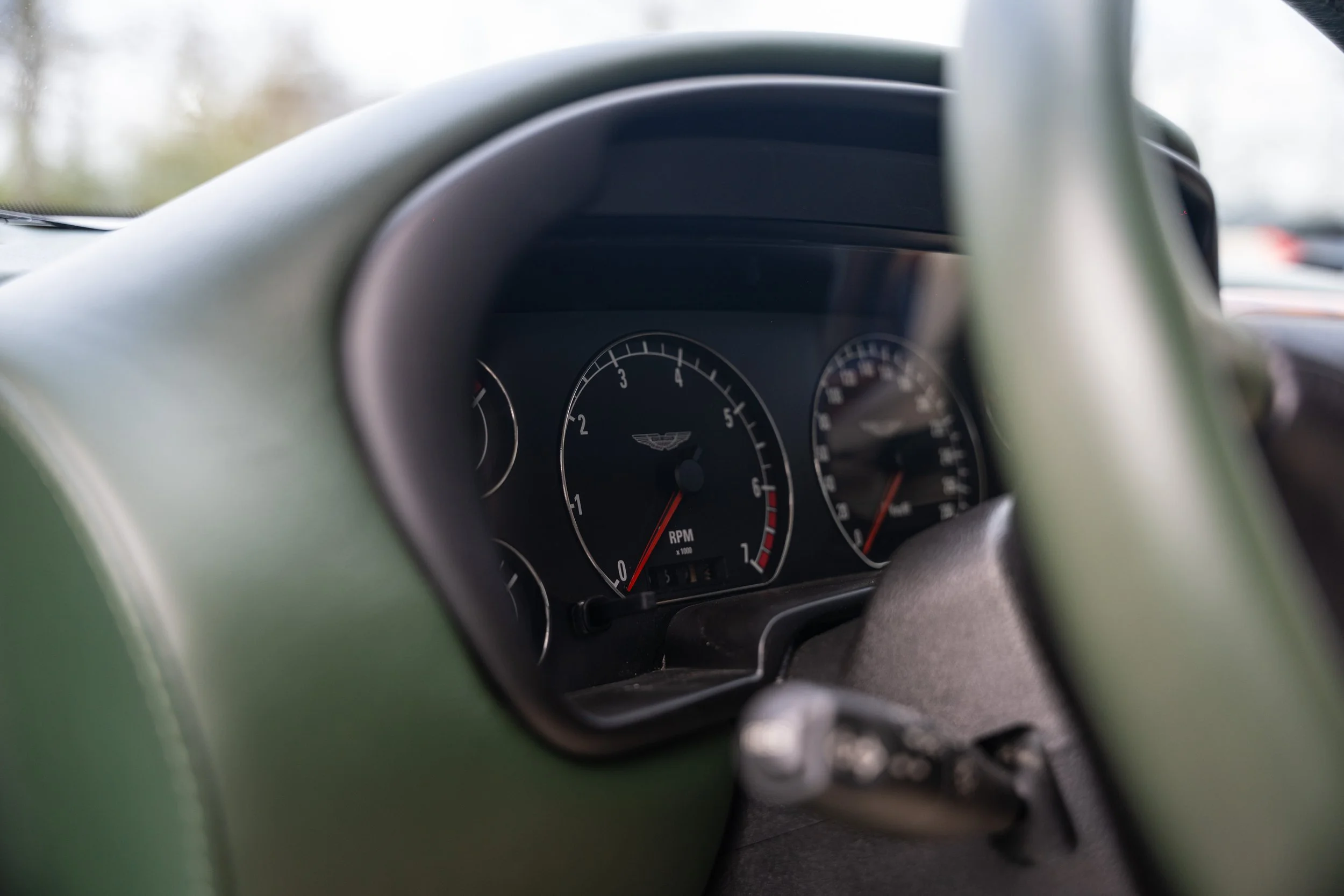 Aston Martin DB7 i6 (48).jpg