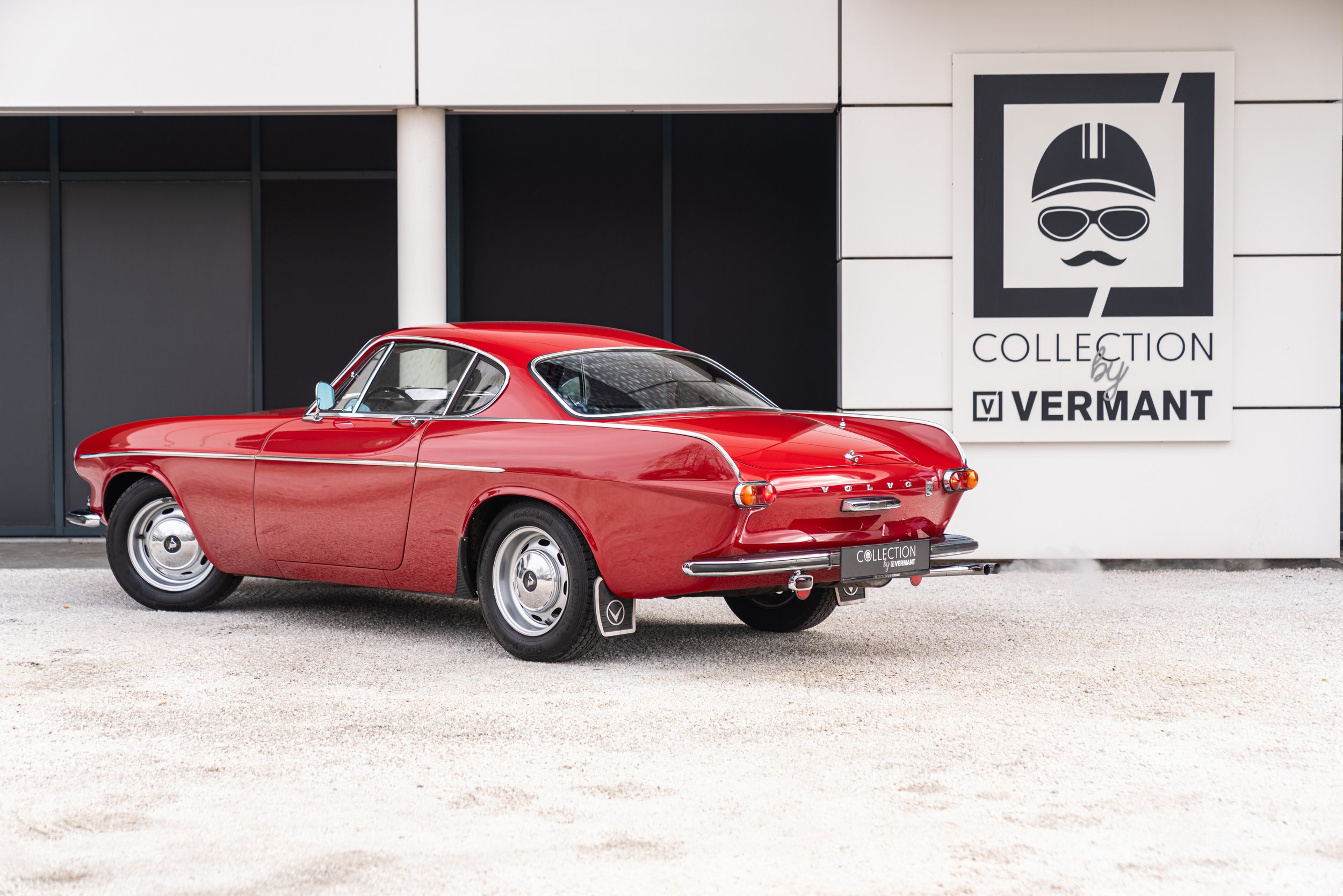 Volvo P1800 S (3).jpg