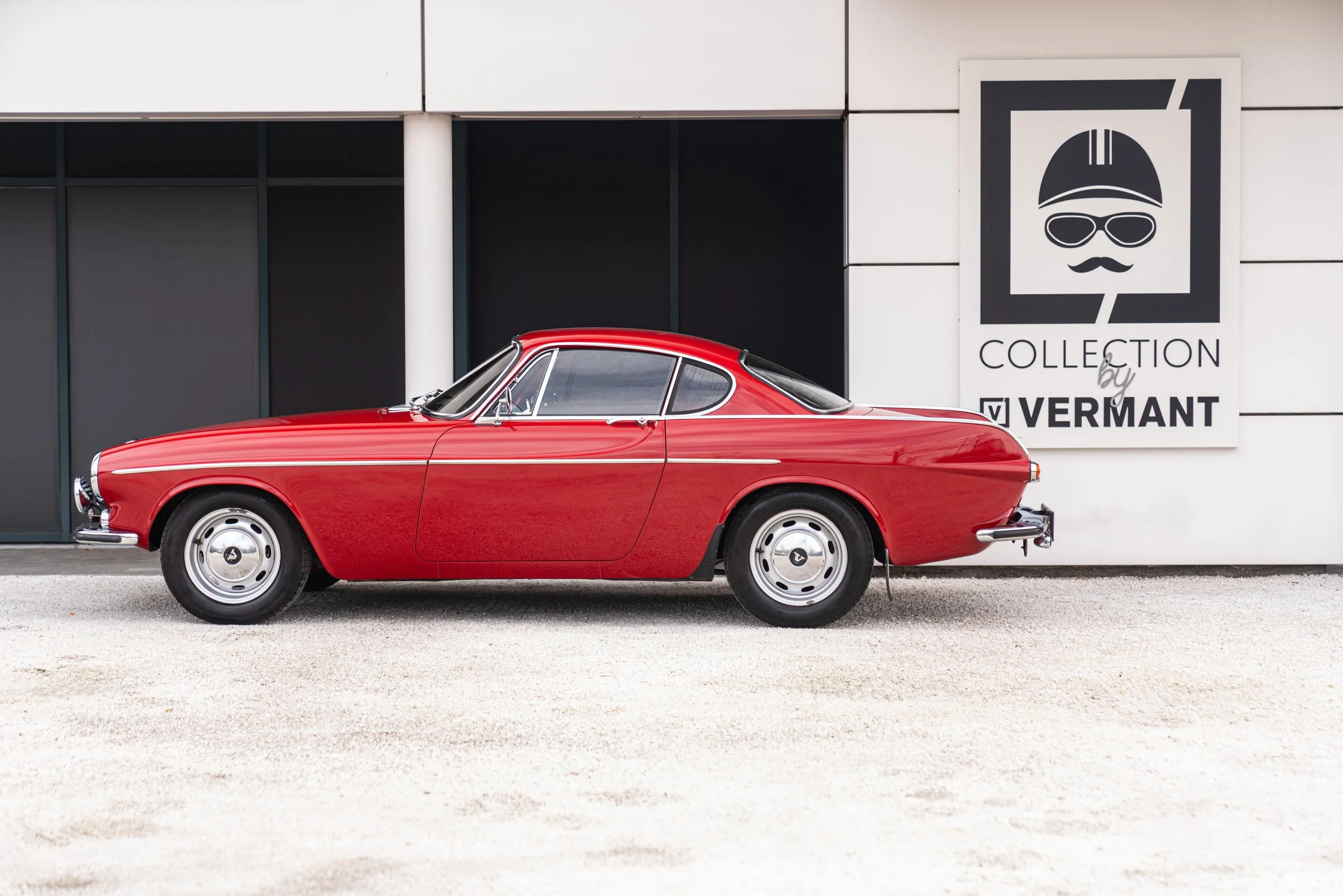 Volvo P1800 S (4).jpg