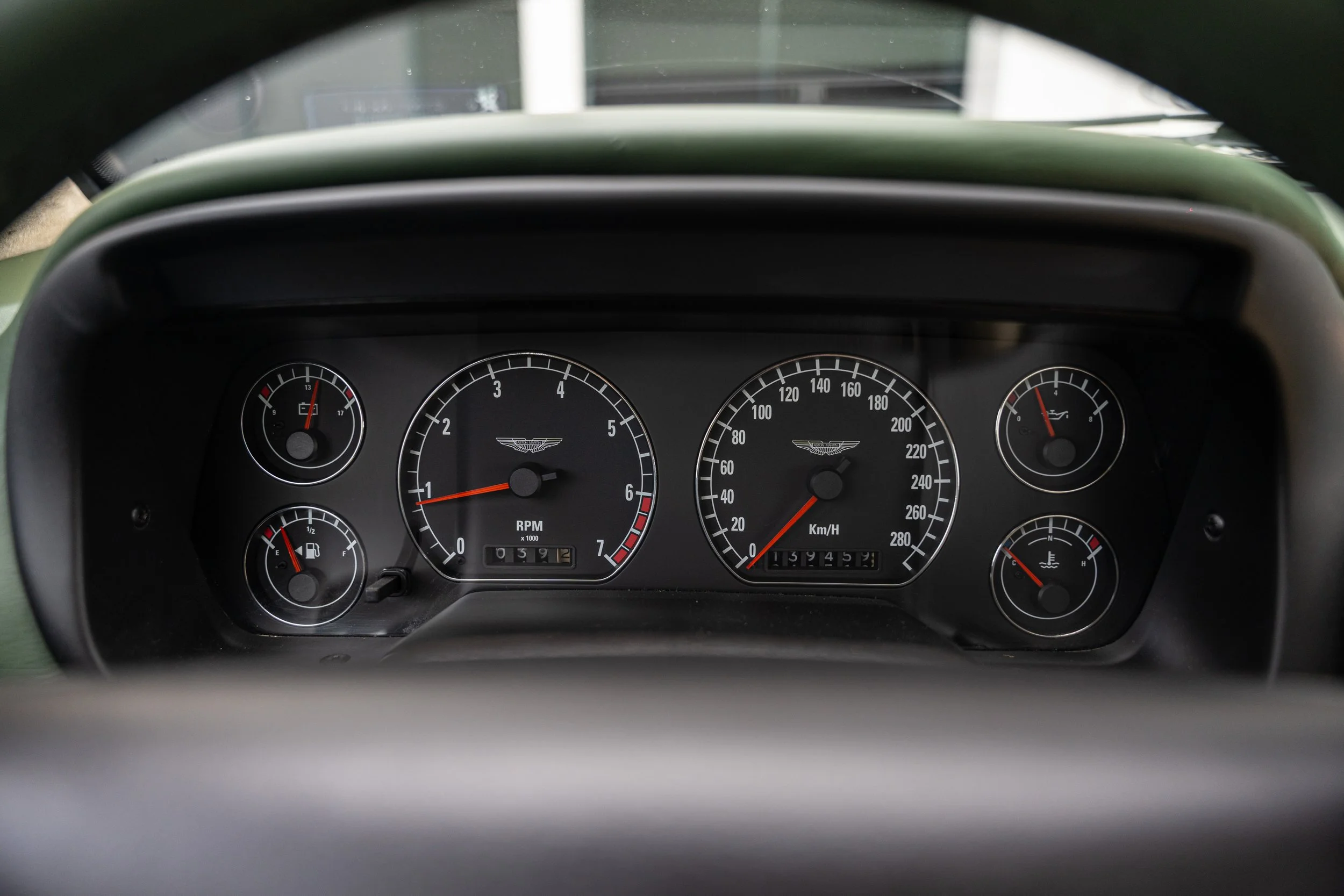 Aston Martin DB7 i6 (68).jpg