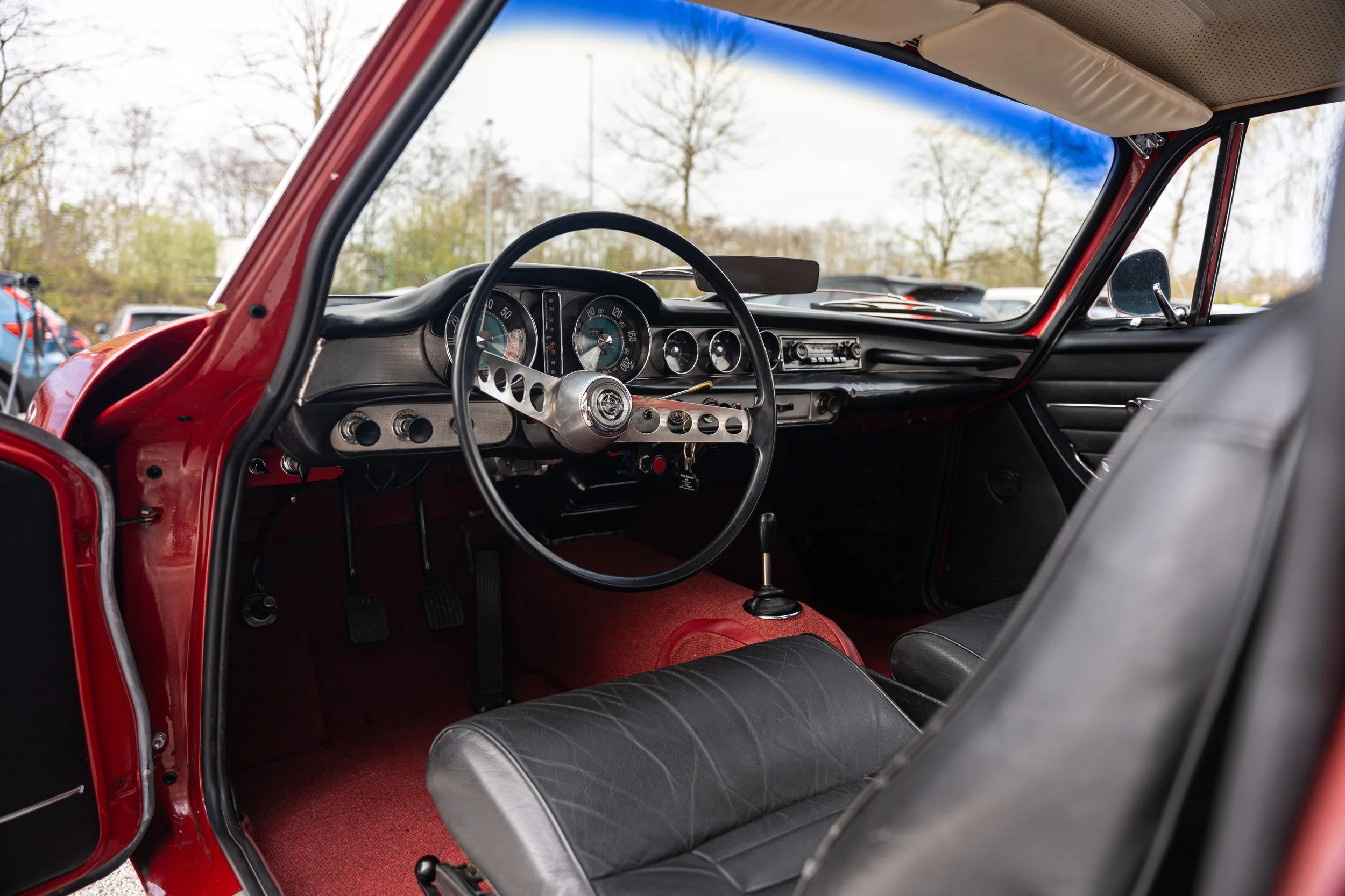 Volvo P1800 S (41).jpg