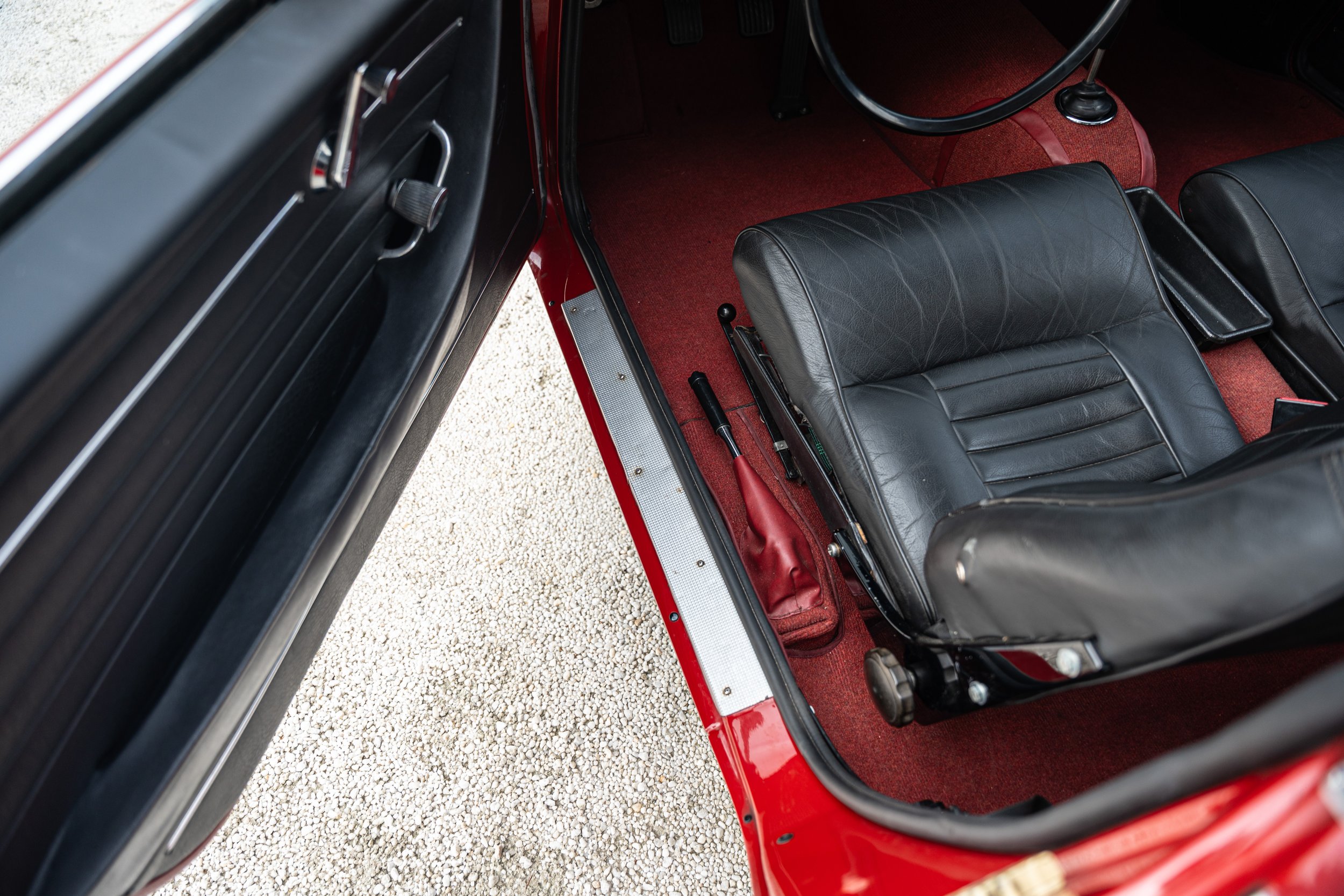 Volvo P1800 S (43).jpg