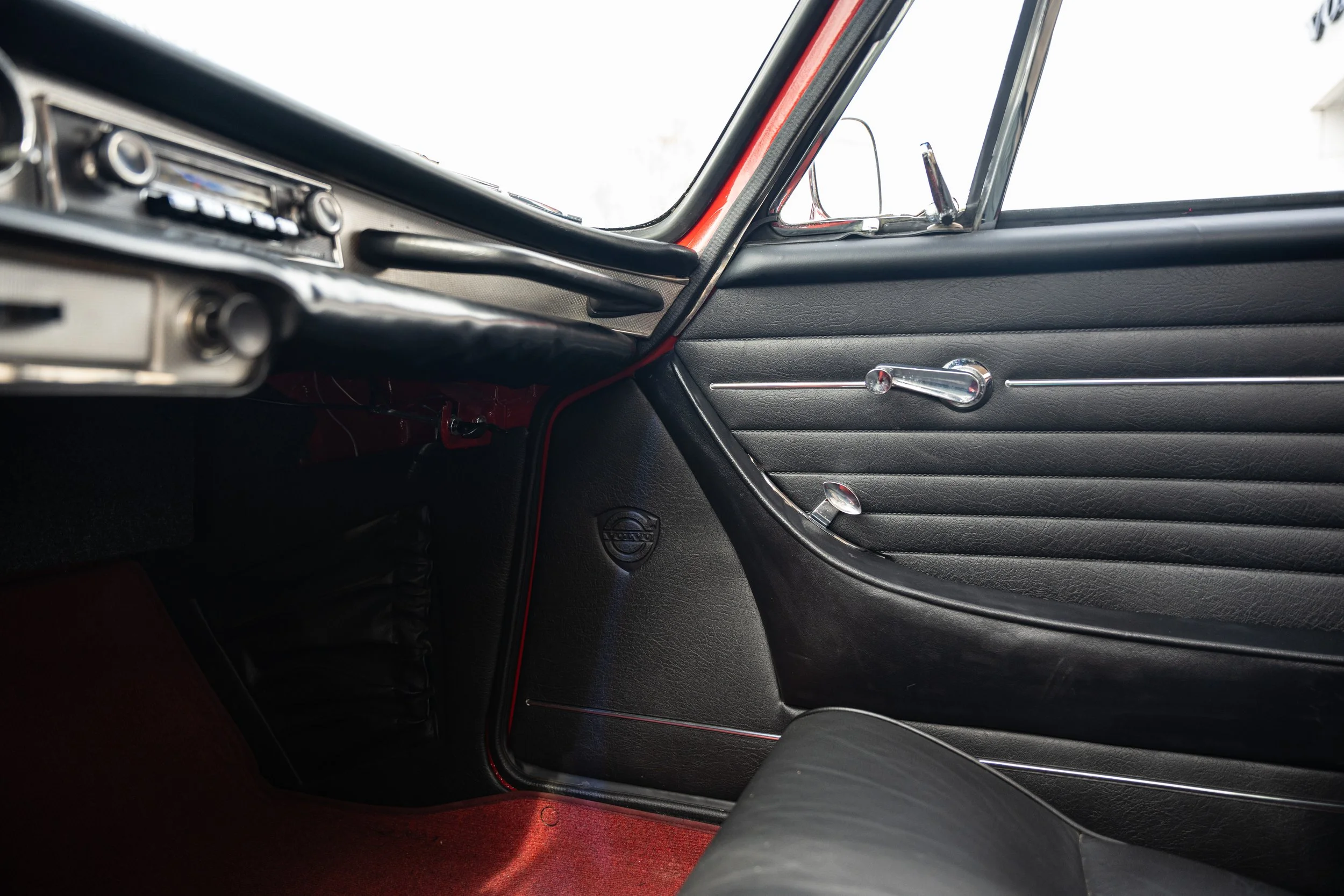 Volvo P1800 S (57).jpg