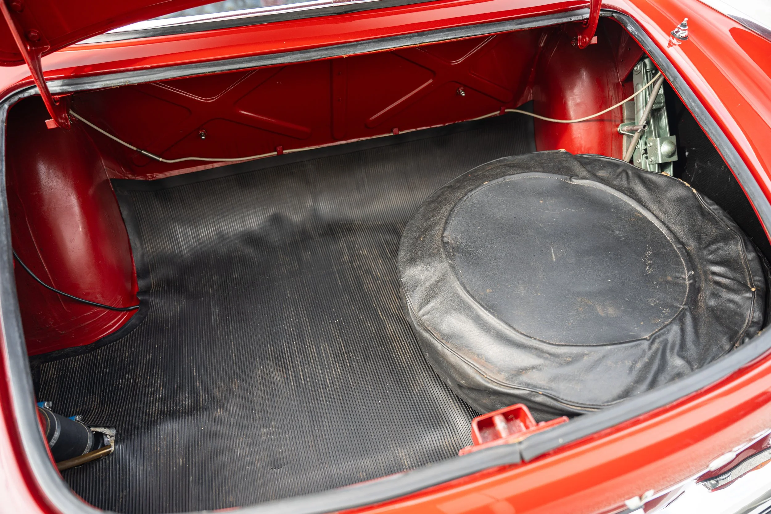 Volvo P1800 S (68).jpg