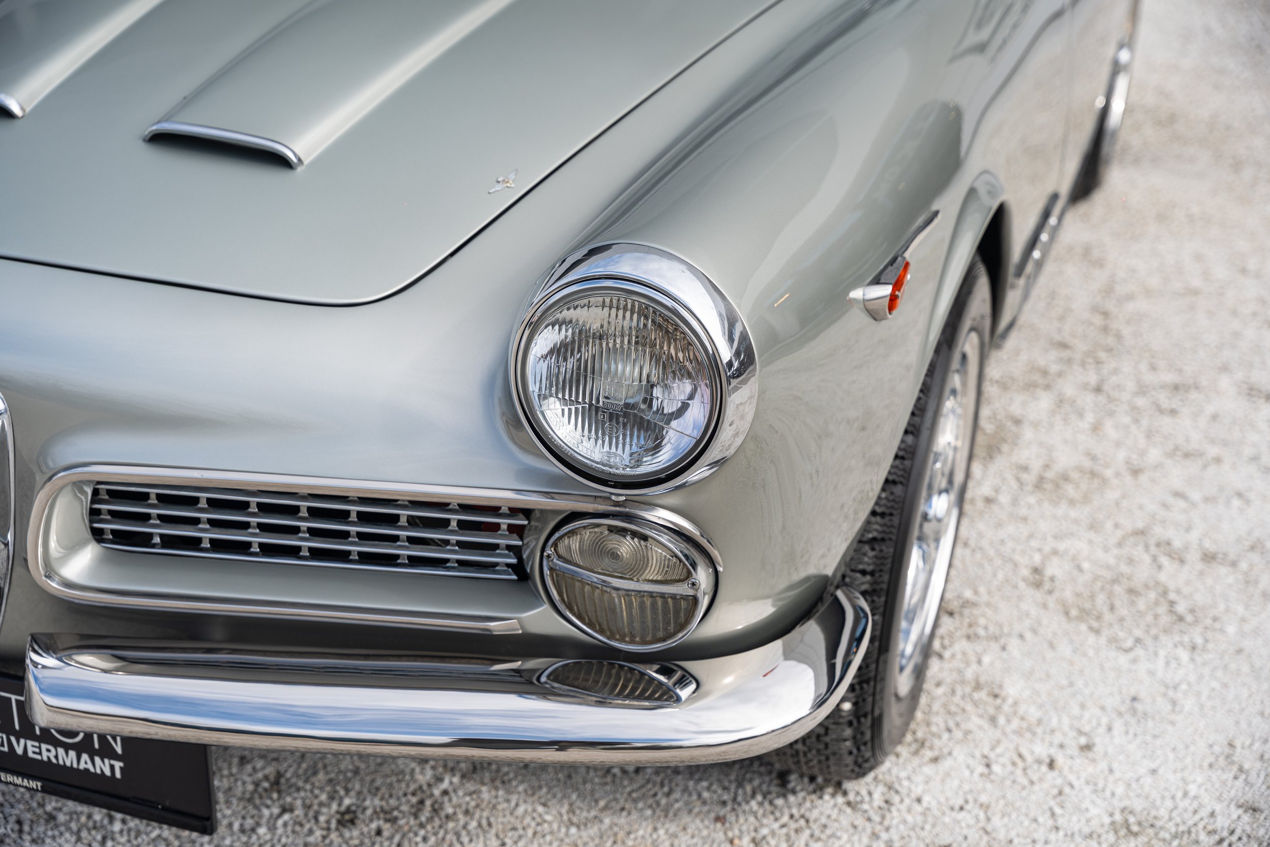 Alfa Romeo 2000 Spider (13).jpg