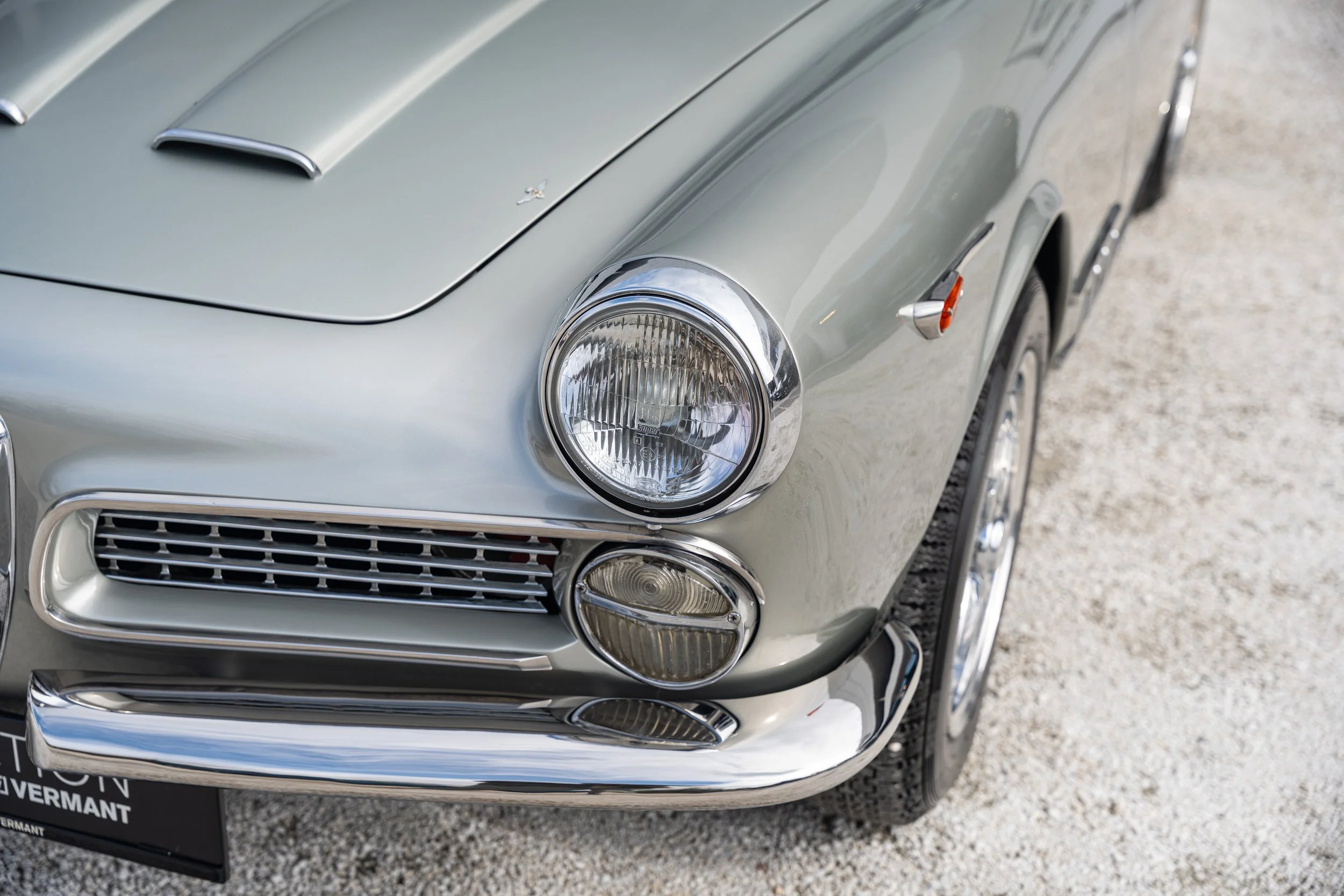 Alfa Romeo 2000 Spider (13).jpg