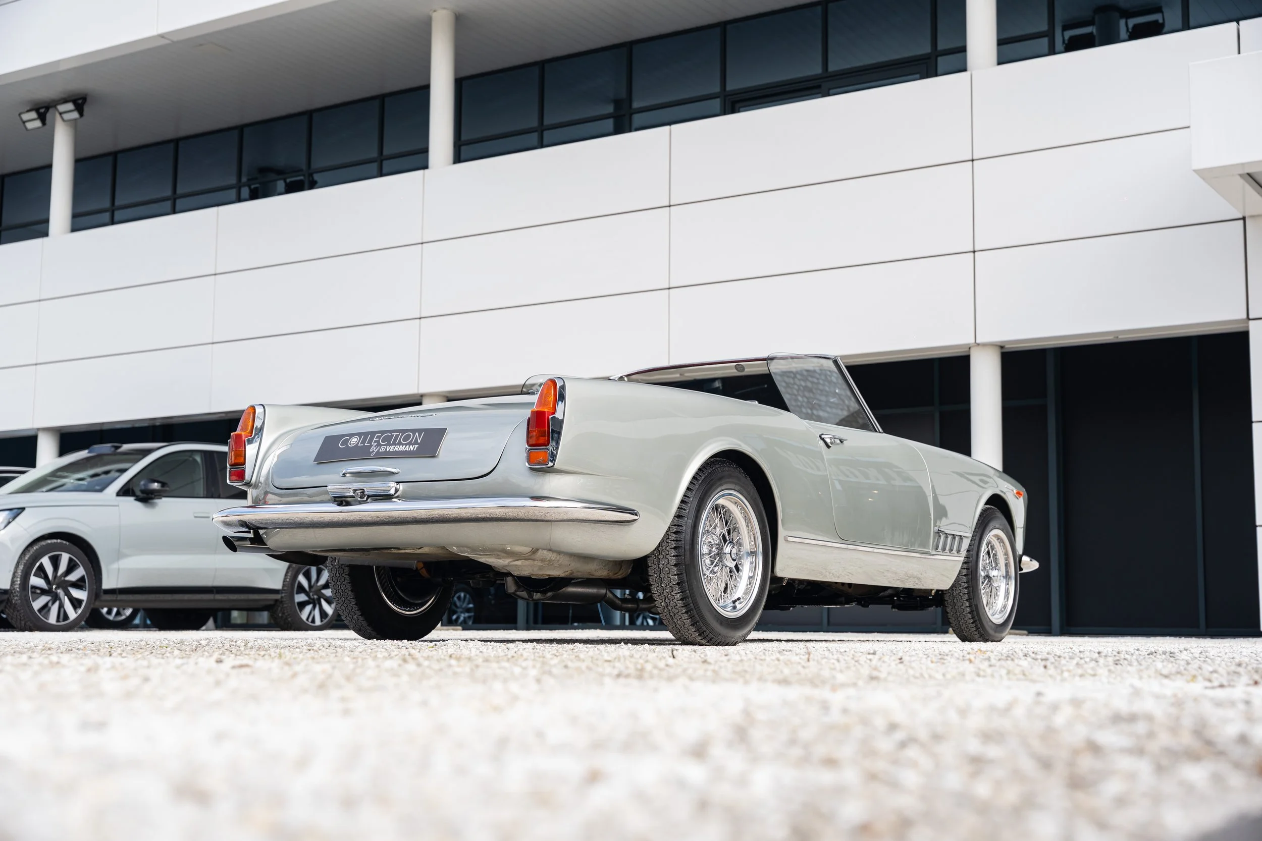 Alfa Romeo 2000 Spider (32).jpg